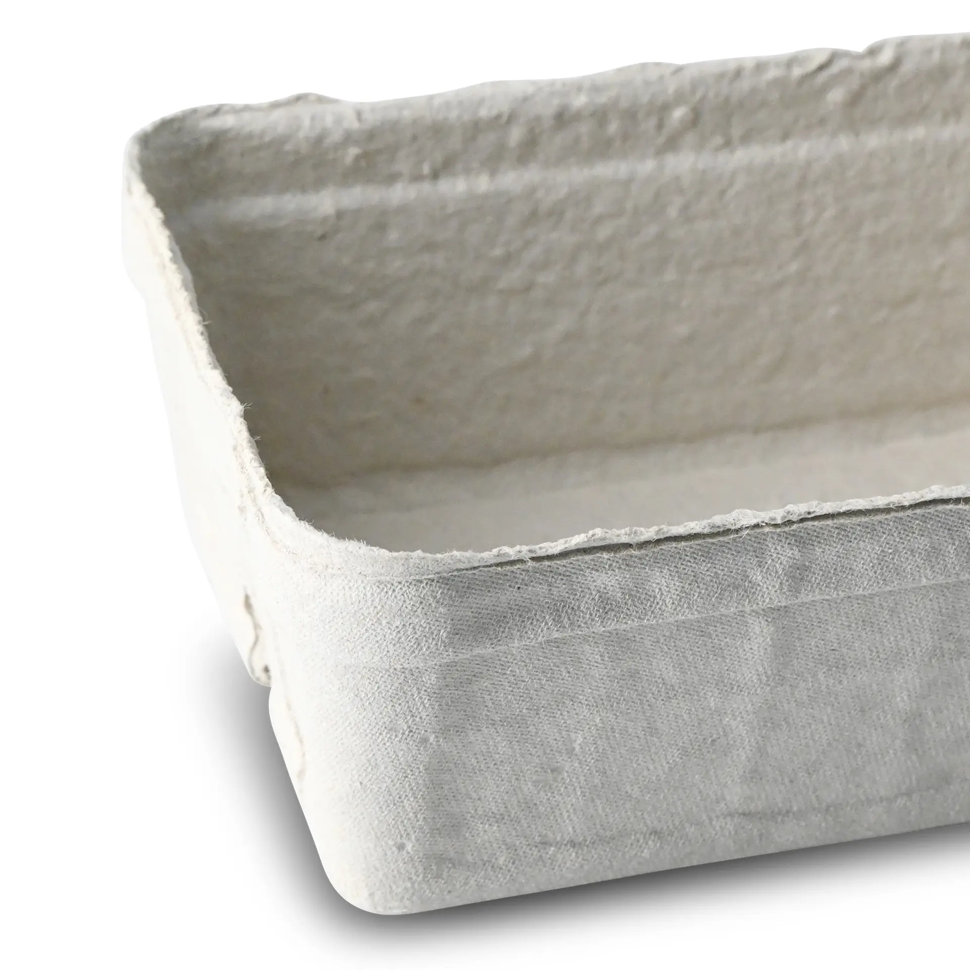 One white berry tray made from sturdy wood pulp board, designed for fresh produce like strawberries and raspberries.