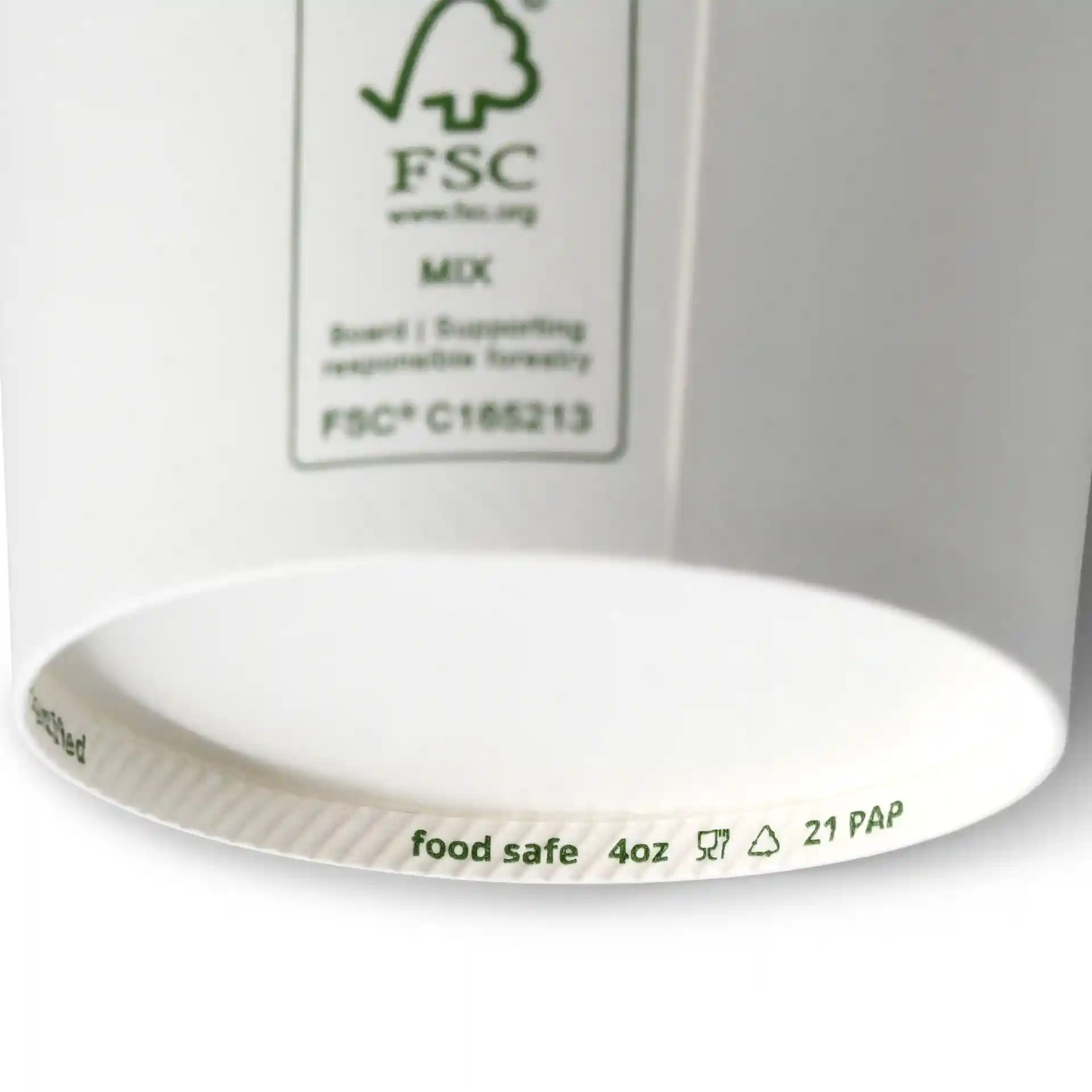 White cardboard ice cream cup with a diameter of 76 mm and a height of 50 mm, showing the bottom edge details.