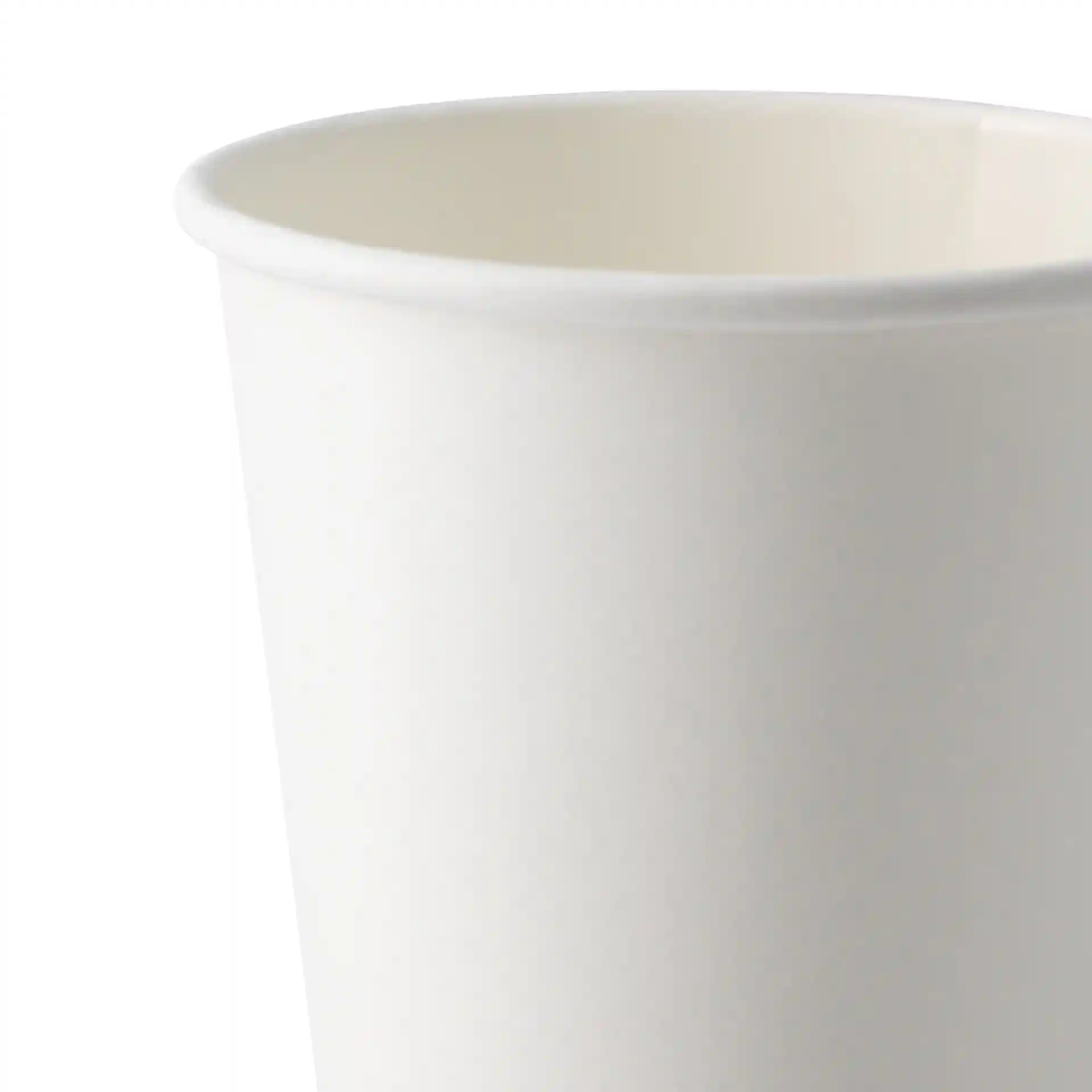 Weißer Becher mit einfacher Wand, 200 ml Fassungsvermögen und 80 mm Durchmesser, zeigt den oberen Rand und das Innere.