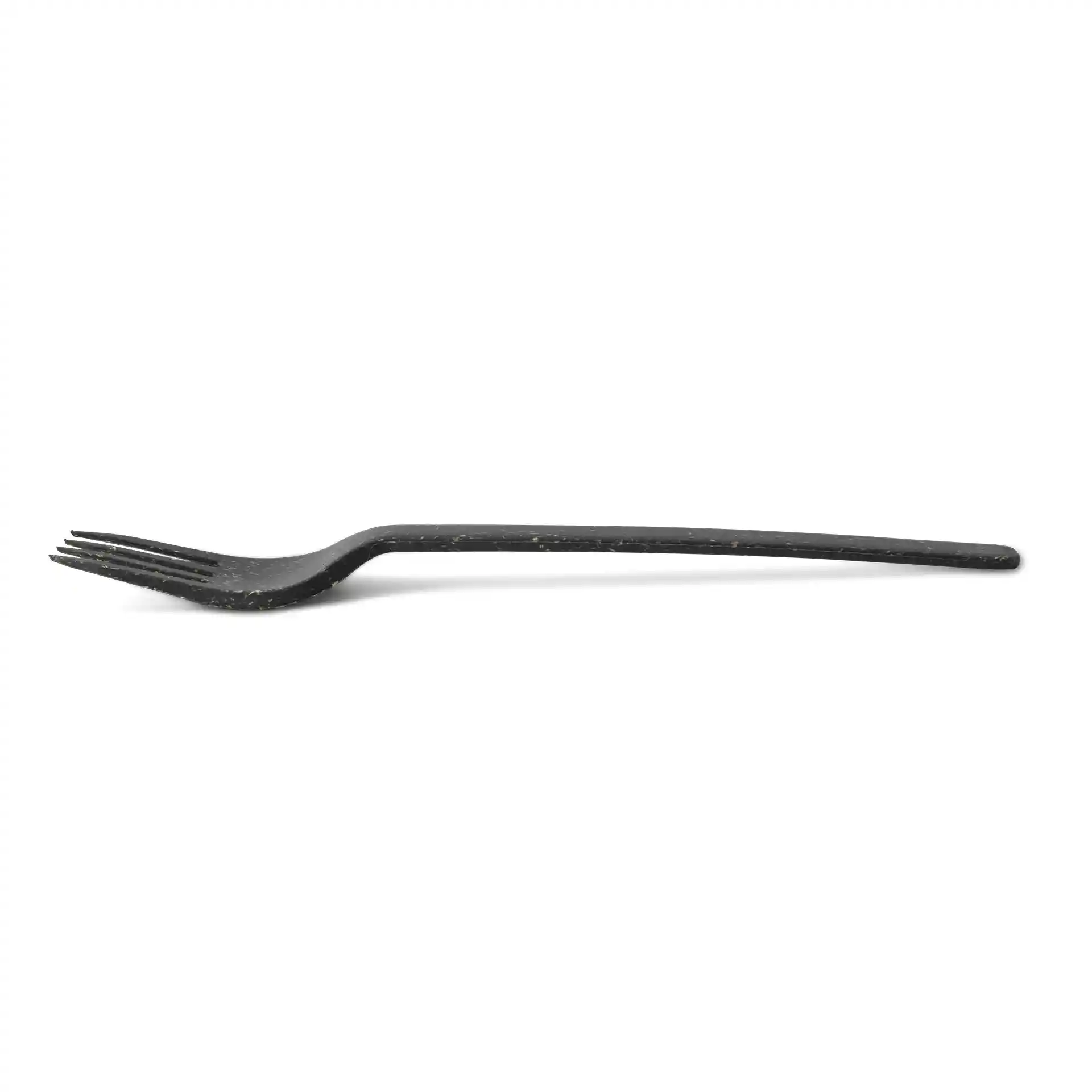 Schwarze wiederverwendbare Gabel aus Biokomposit, 18 cm lang, mit gebogenem Griff und vier Zinken.