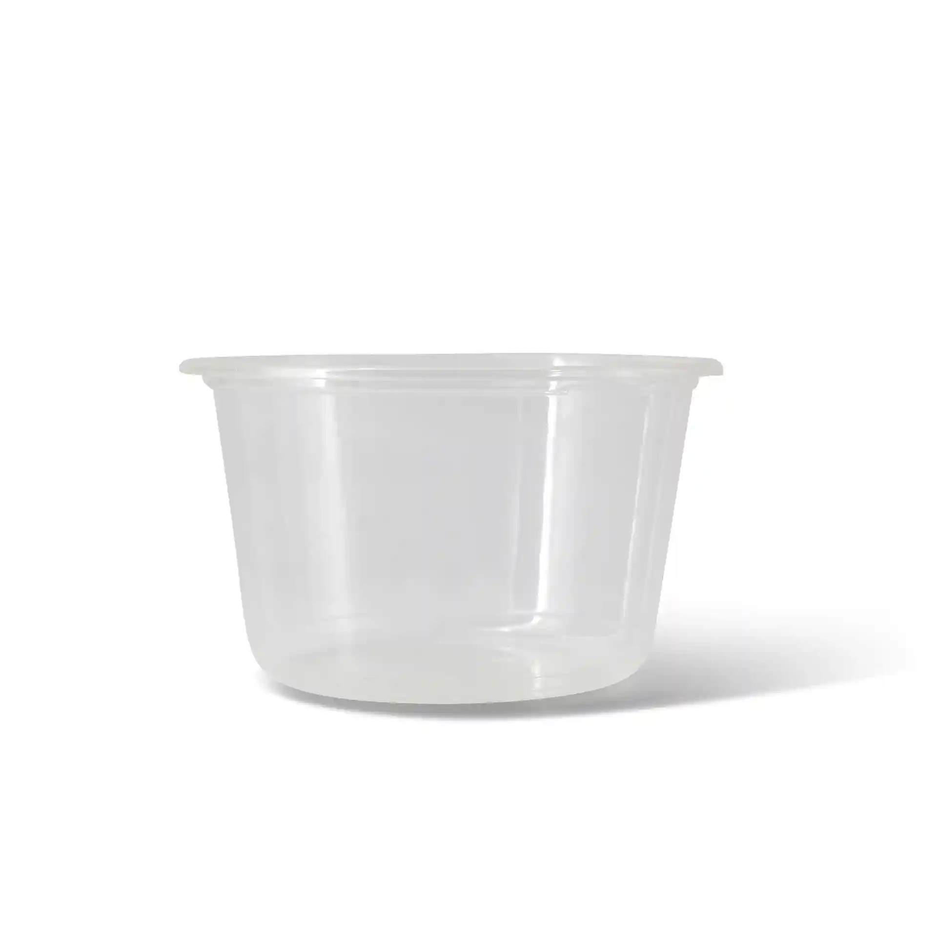 Transparenter runder Deli-Behälter mit 500 ml Fassungsvermögen und einem Durchmesser von 121 mm.