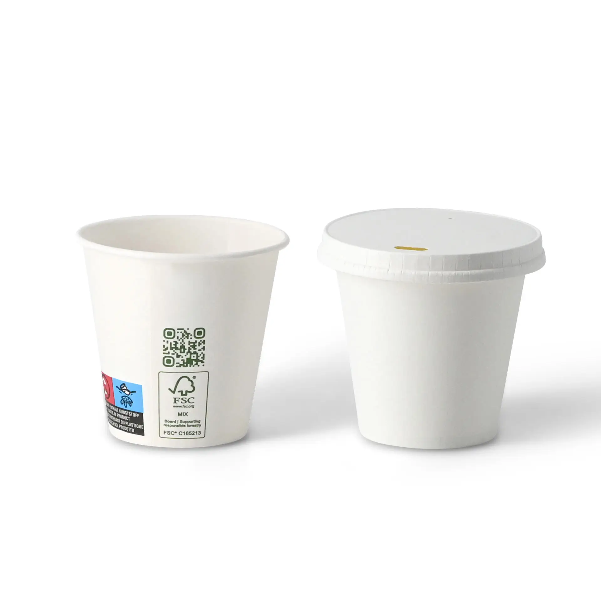 Weiße Becher mit glatter Oberfläche, einer mit Deckel und der andere ohne, auf einem schlichten Hintergrund präsentiert.