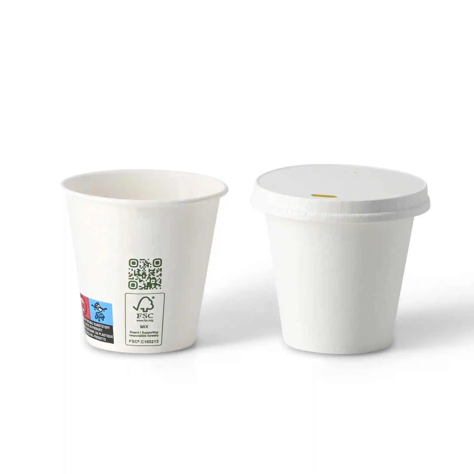White paper cups with a smooth surface, one with a lid and the other without, displayed on a plain background.
