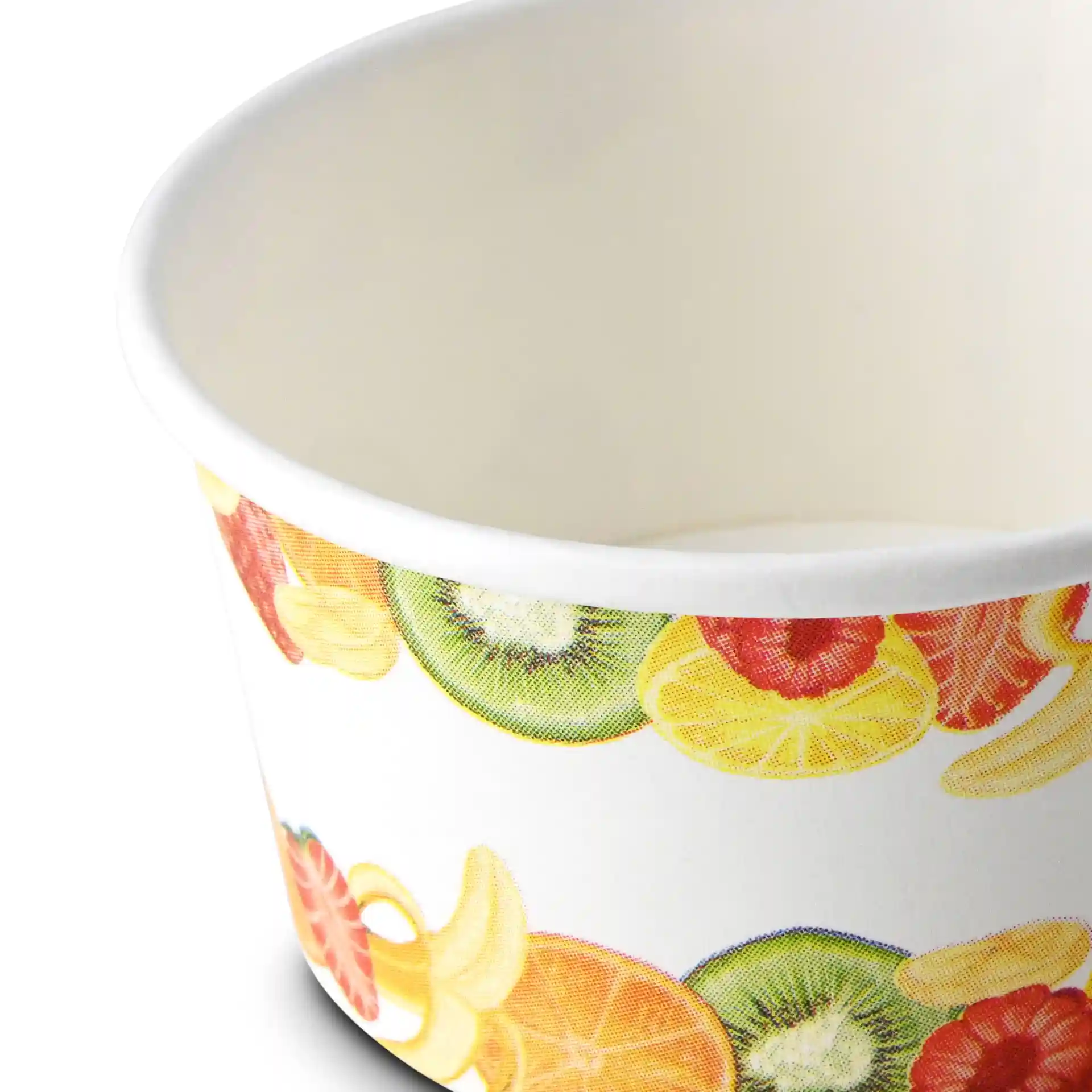 Papierbecher mit einem gedruckten Obstdesign, 6 oz Kapazität, 92 mm Durchmesser oben und 50 mm Höhe.