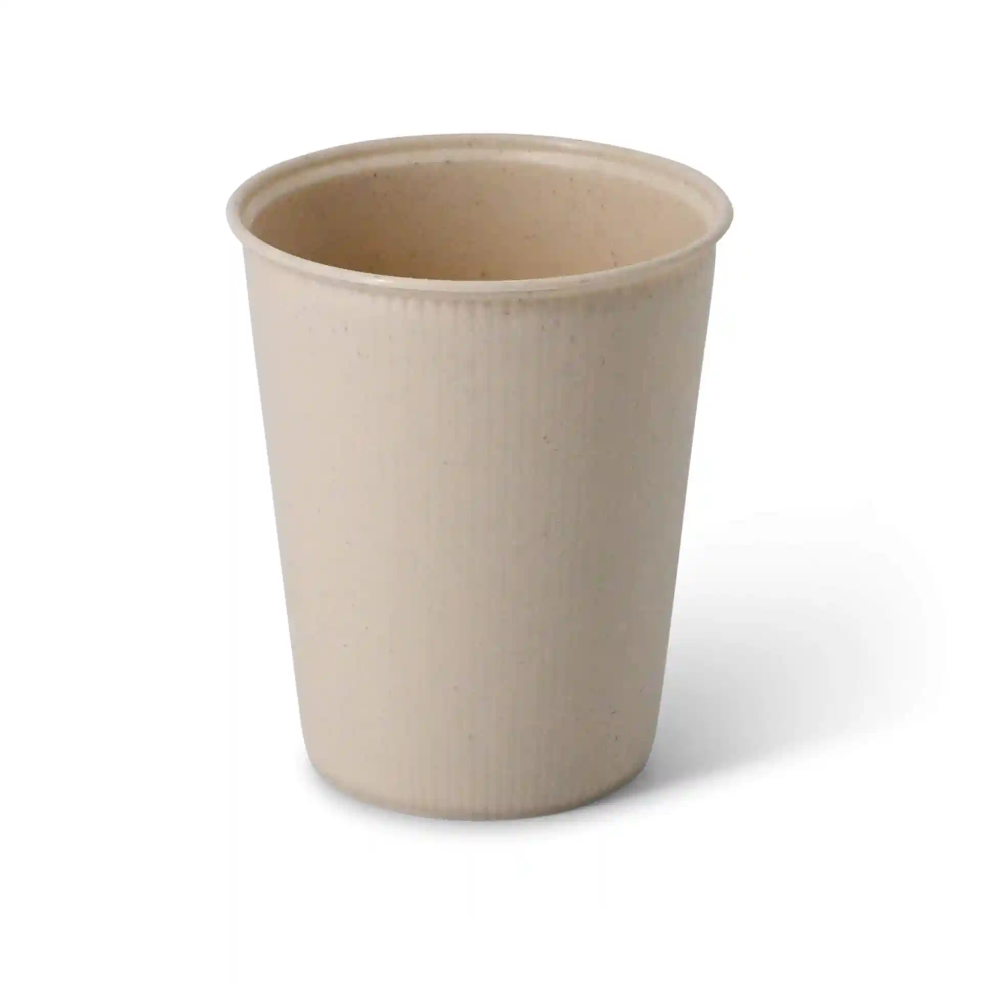 Cremeweißer wiederverwendbarer Becher mit gerippter Textur, 11 oz Fassungsvermögen und einem Durchmesser von 80 mm.
