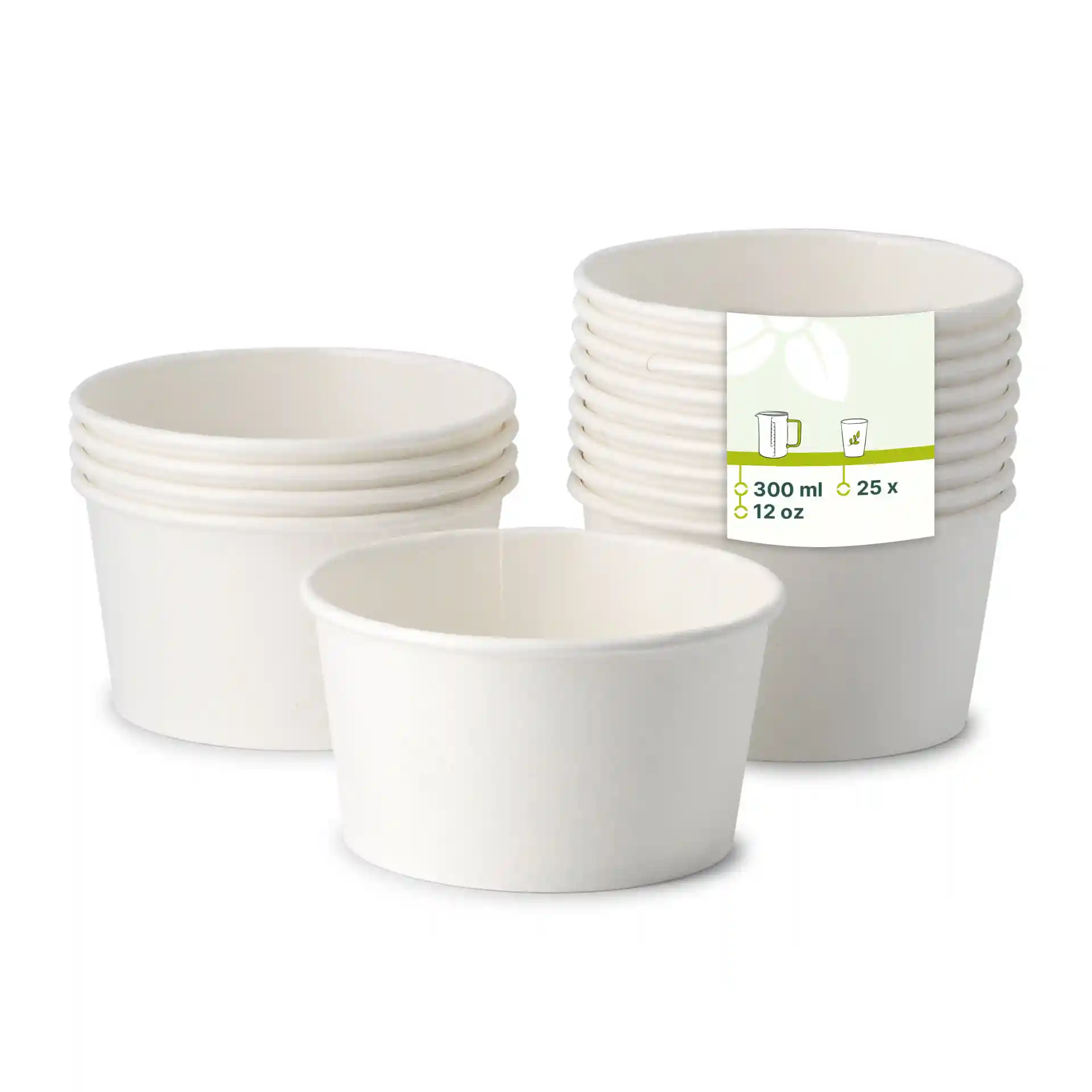 Stapel weißer Papiersuppenbehälter, 12 oz, mit Etikett für Volumen und Menge, auf einem schlichten Hintergrund.