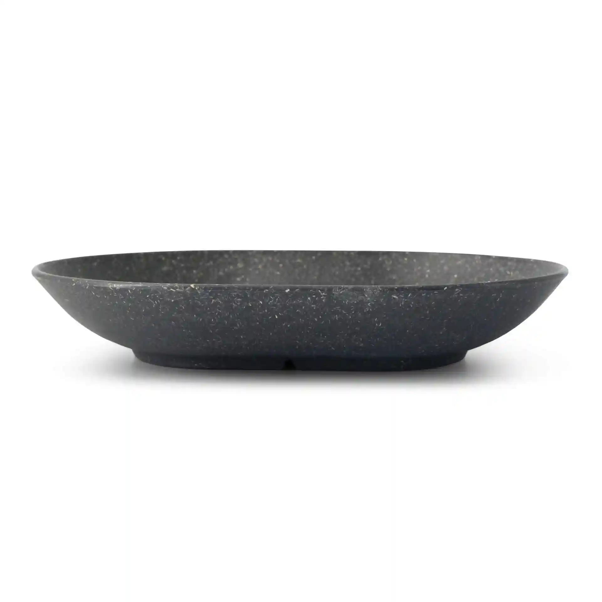 Oval grey reusable snack bowl with a depth of 3 cm, measuring 13.5 x 18.4 cm, made from bio compound material.
