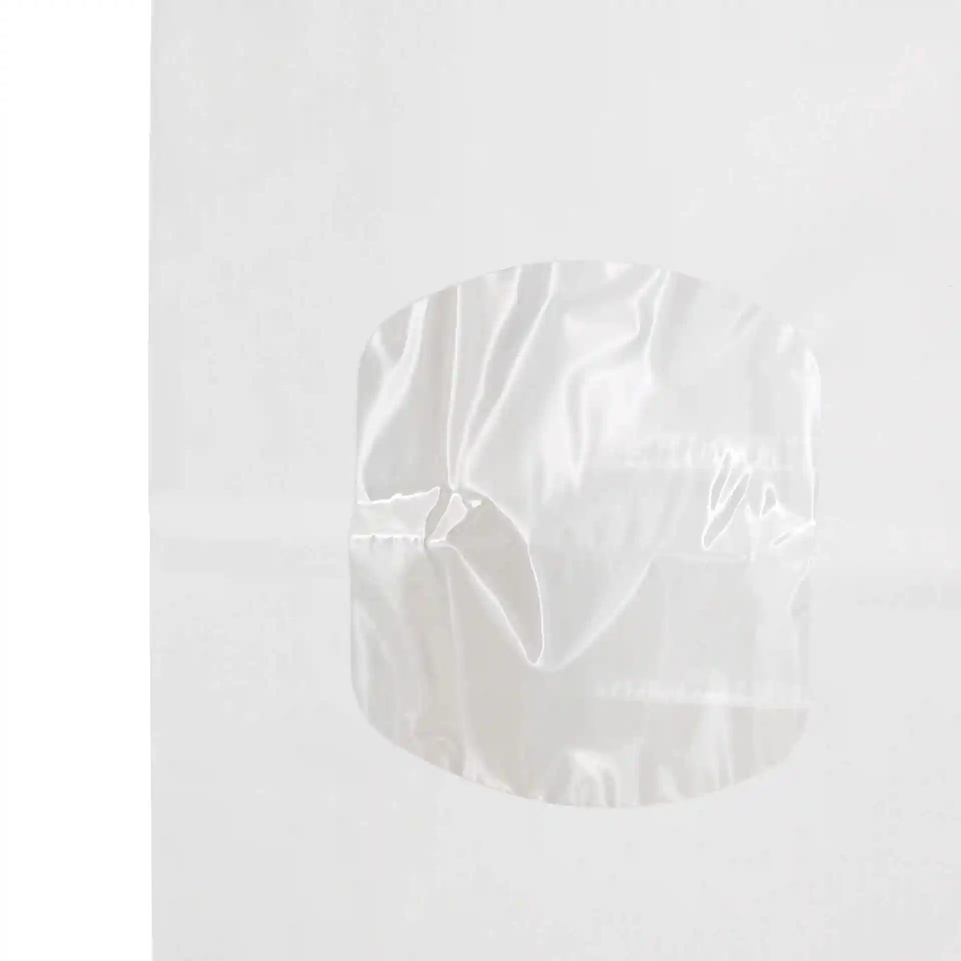 White block bottom bag with a transparent window, measuring 11.5 x 7 x 24.5 cm, made of PP foil.