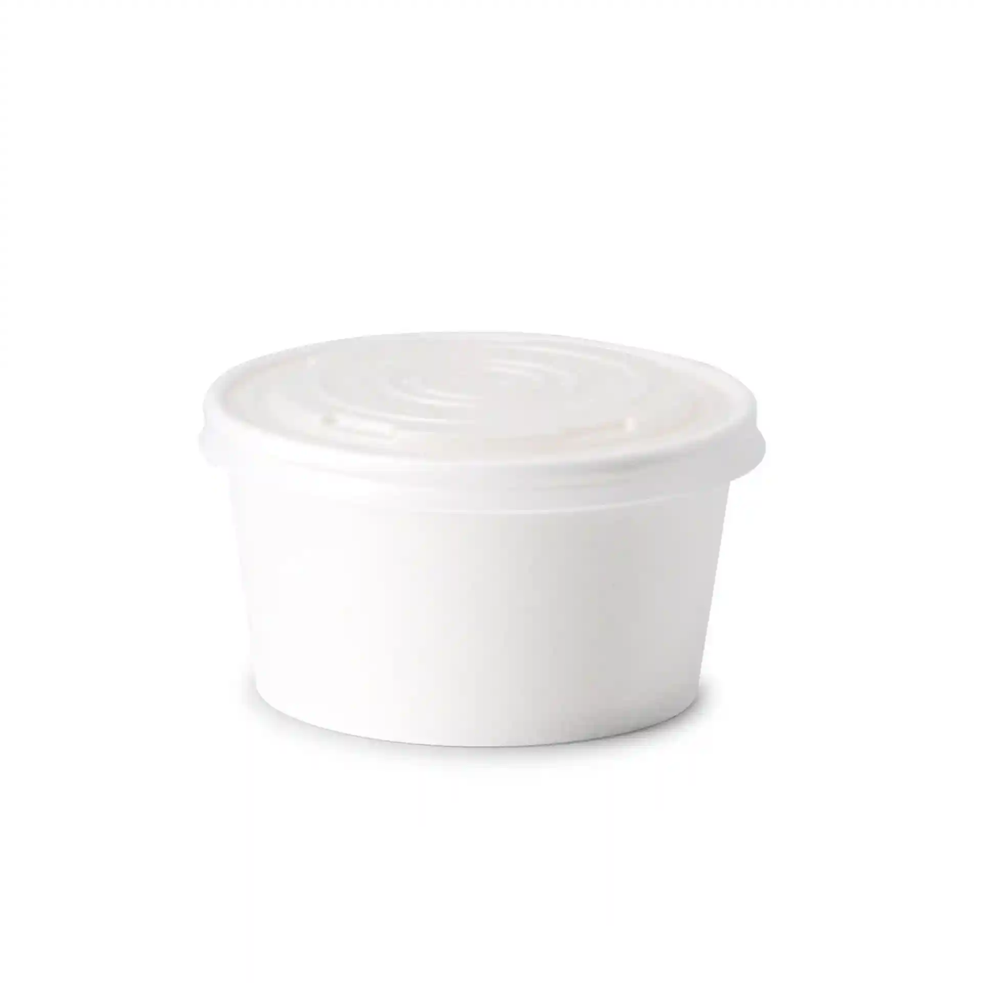White round cup with a flat lid, diameter 119 mm, made of CPLA material.