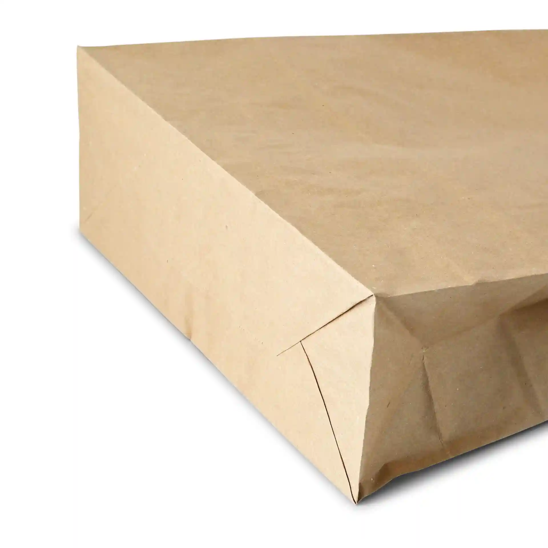 Braune Kraftpapier-Tragetasche mit flachem Boden und gefalteten Ecken, Maße 32 x 12 x 40 cm.