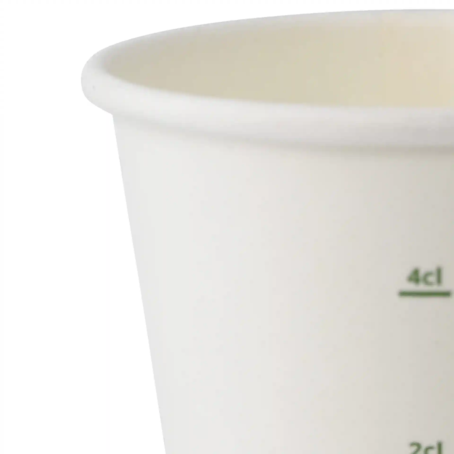 White paper cup with a diameter of 50 mm, showing measurement markings for 2 cl and 4 cl.