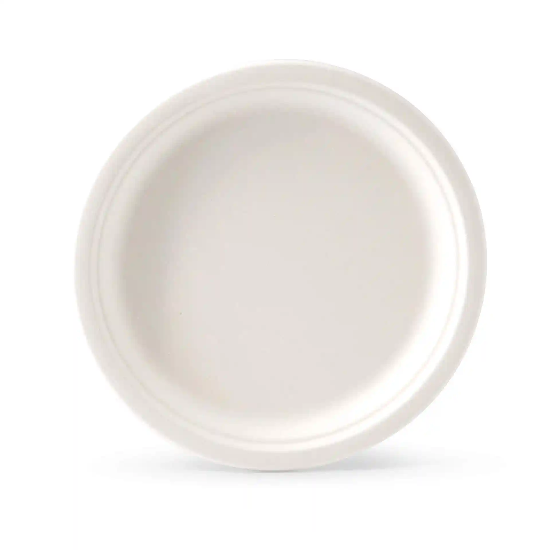 Round white sugarcane plate with a diameter of 26 cm and a shallow design.