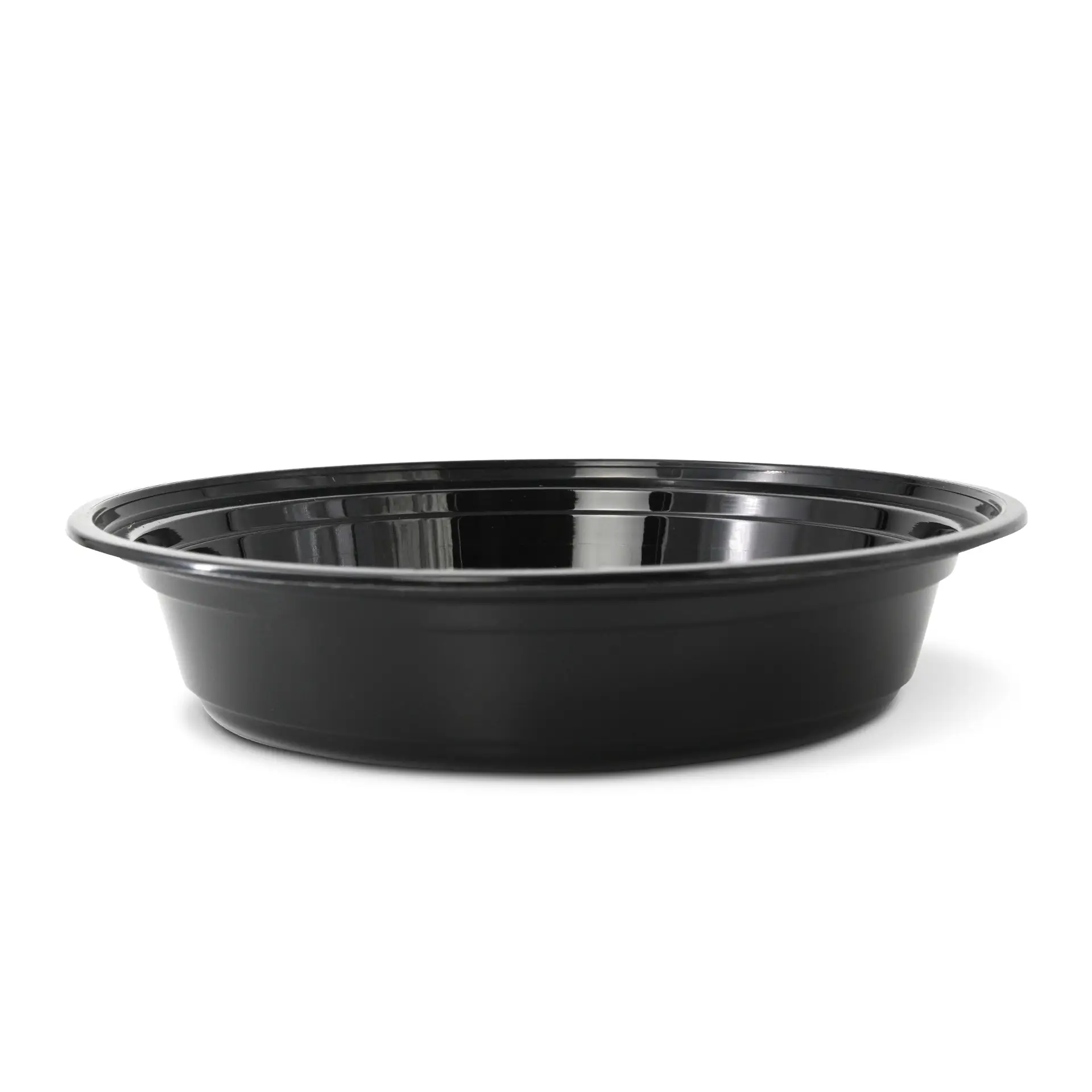 Reusable round black plate made of PP, suitable for hot and cold dishes, microwave-safe and dishwasher-safe.