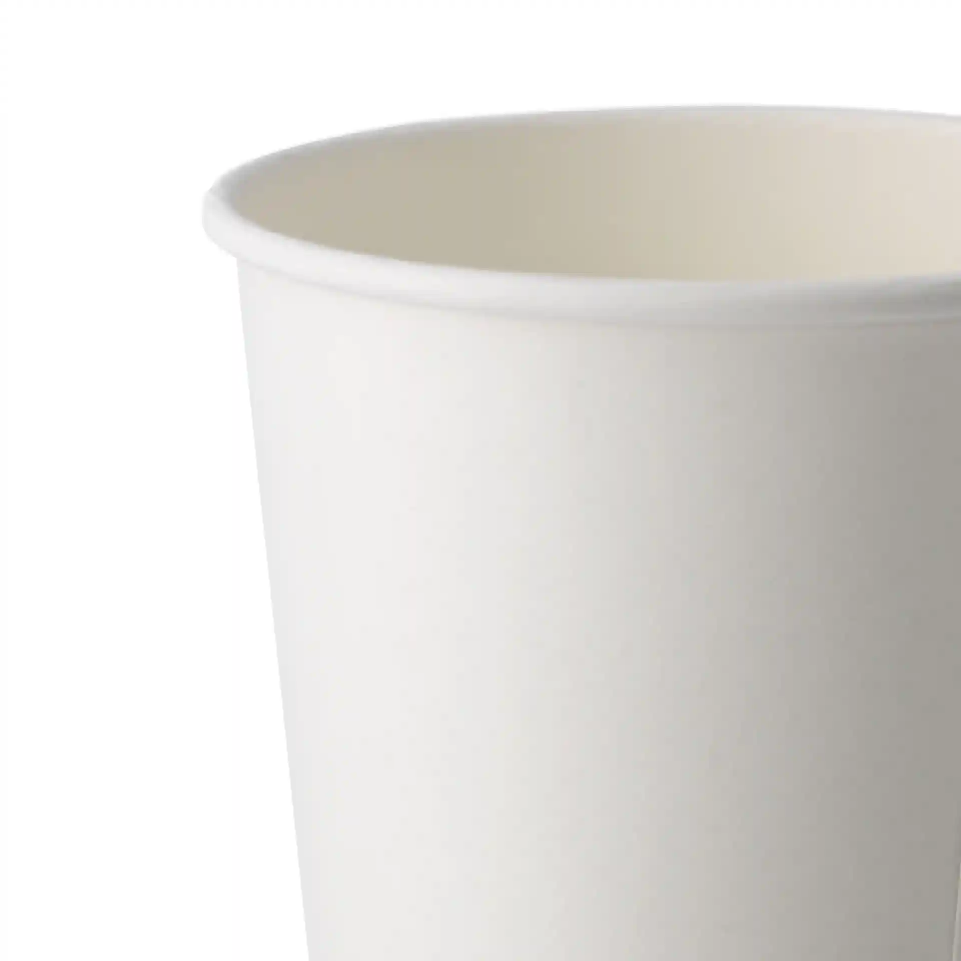 White paper cup with a single wall, 500 ml capacity, and a diameter of 90 mm, showing the top edge and interior.