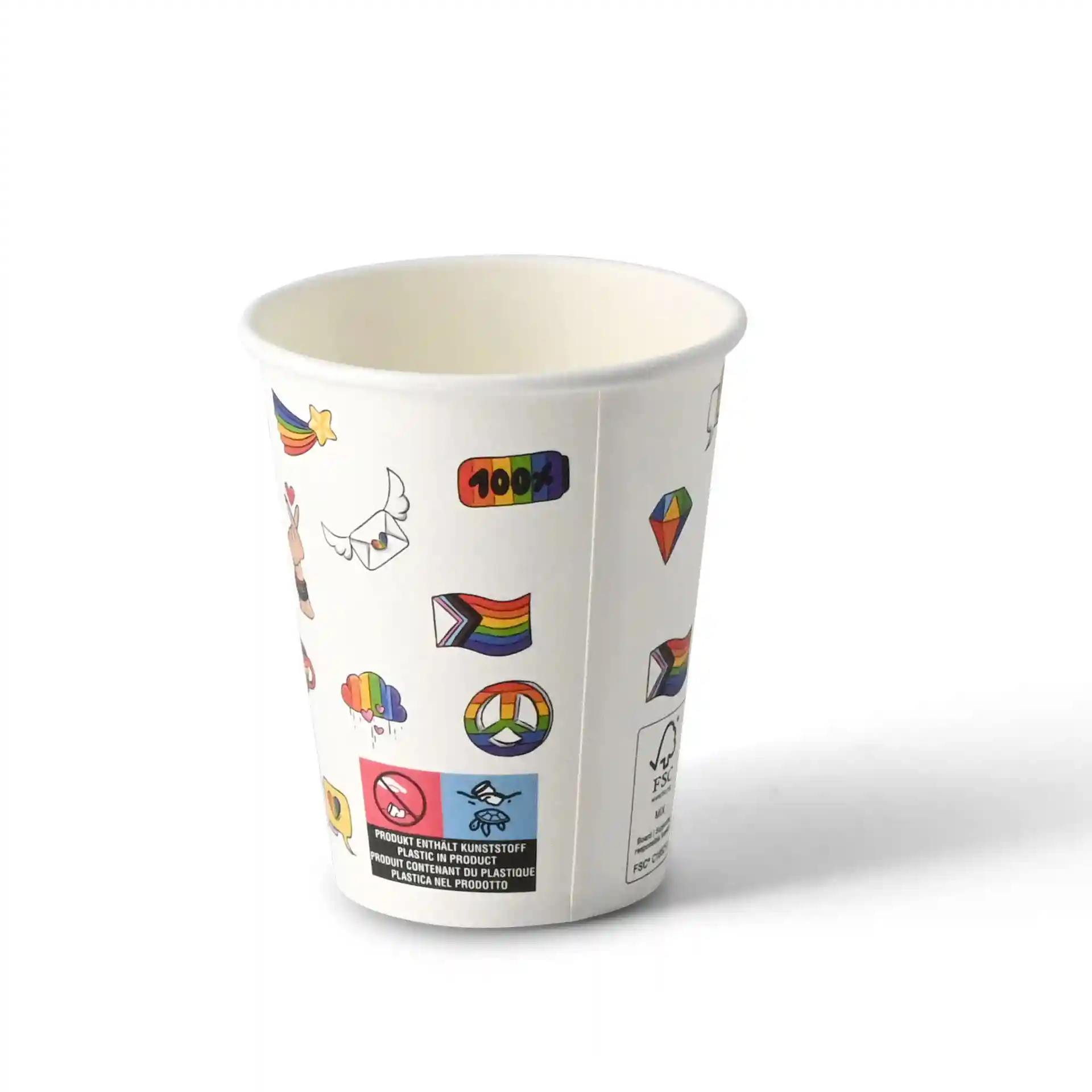 Weißer Becher aus Pappe mit verschiedenen bunten Druckdesigns, einschließlich Symbole und Muster.