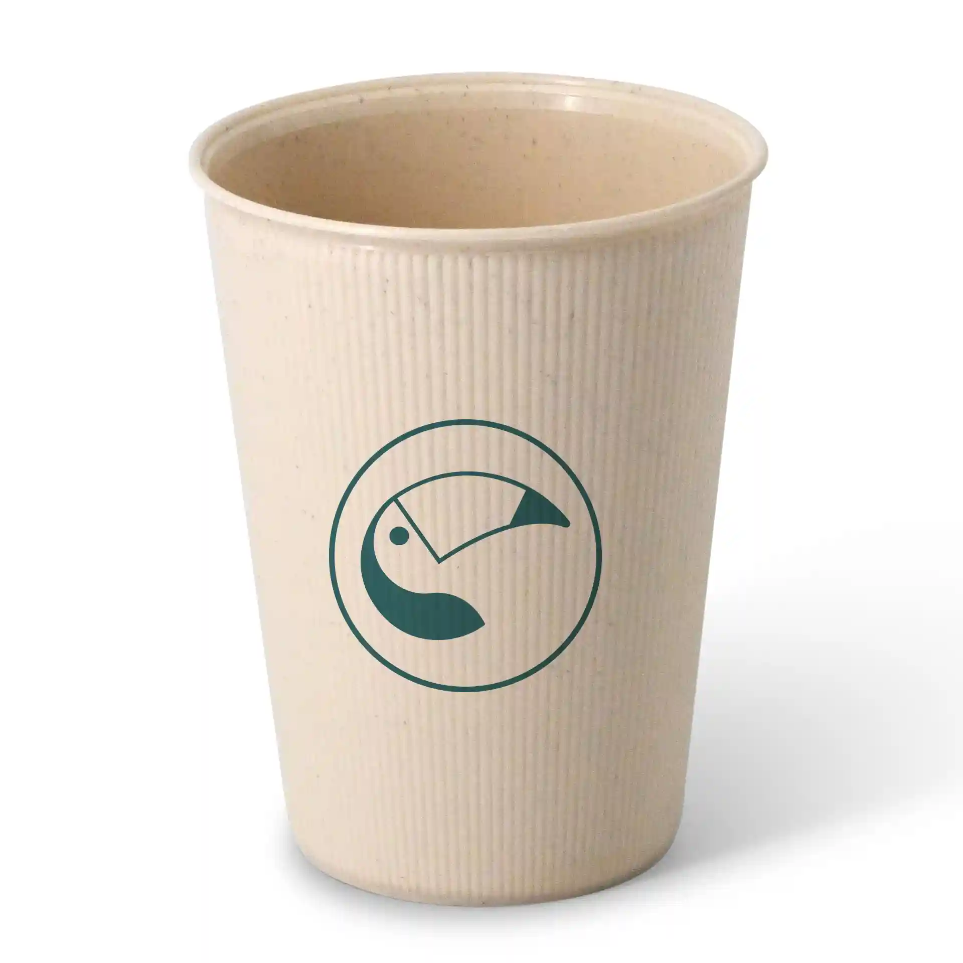 Wiederverwendbarer Becher mit Wellenmuster, 400 ml Fassungsvermögen, beige Farbe und rundem Logo auf der Seite.