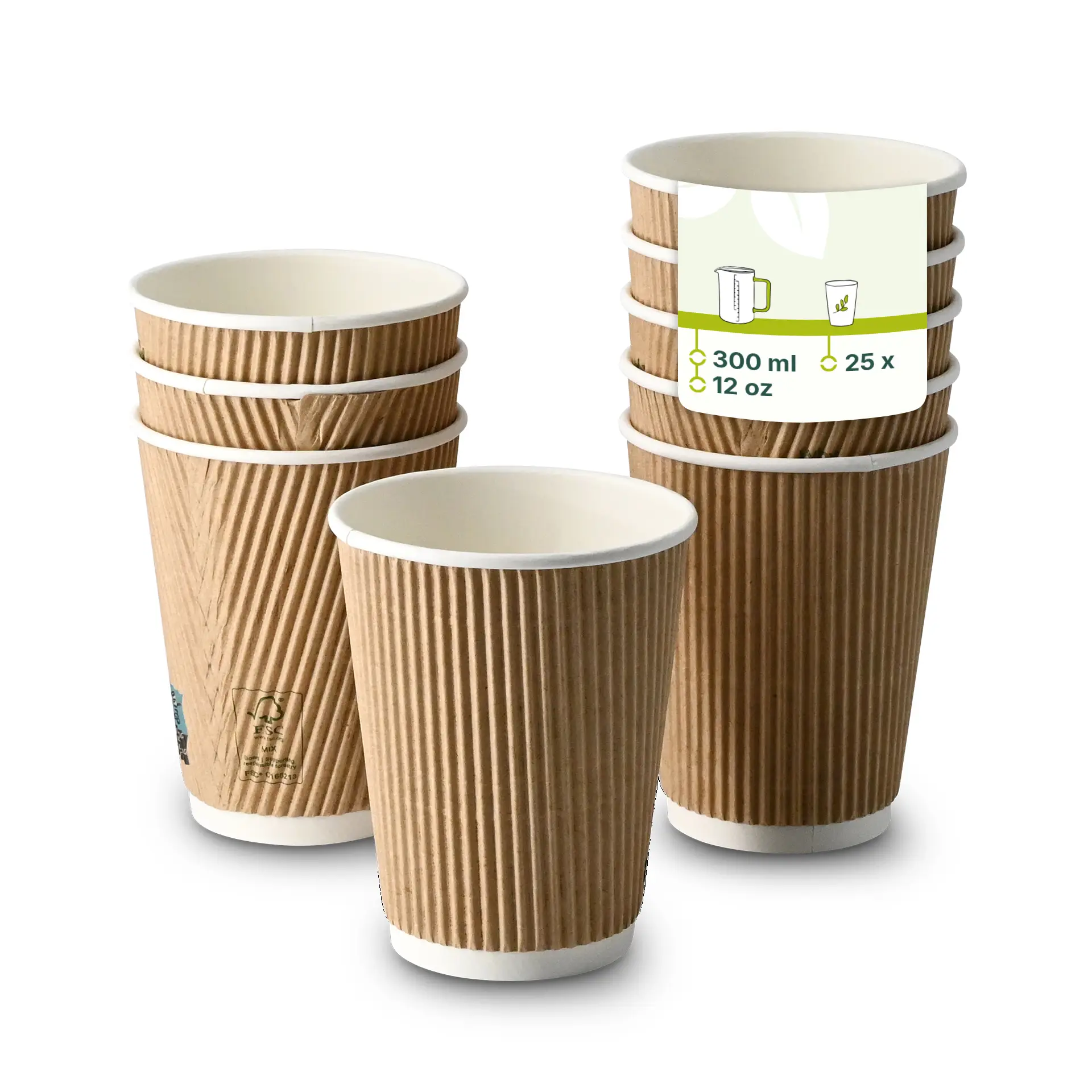 Ein brauner Becher mit Wellenstruktur im Fokus, mit weißem Innenraum; mehrere ähnliche Becher im Hintergrund, die ihre braune Außenseite und Etiketten zeigen.
