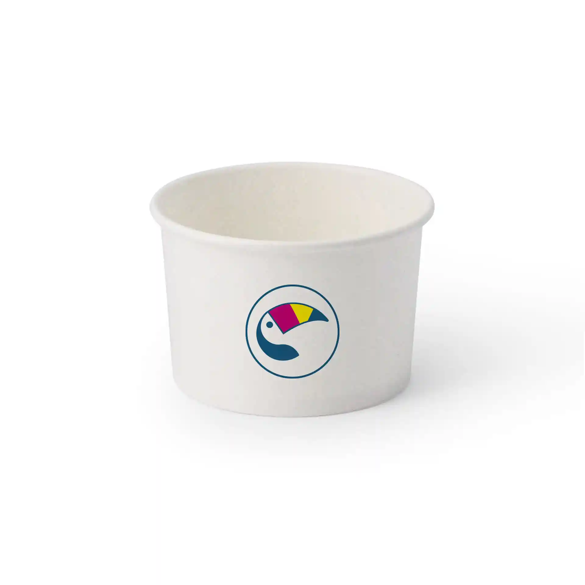 Weißer runder Eisbecher mit buntem Tukan-Logo, 200 ml Fassungsvermögen, PE-beschichtetes Kartonmaterial.