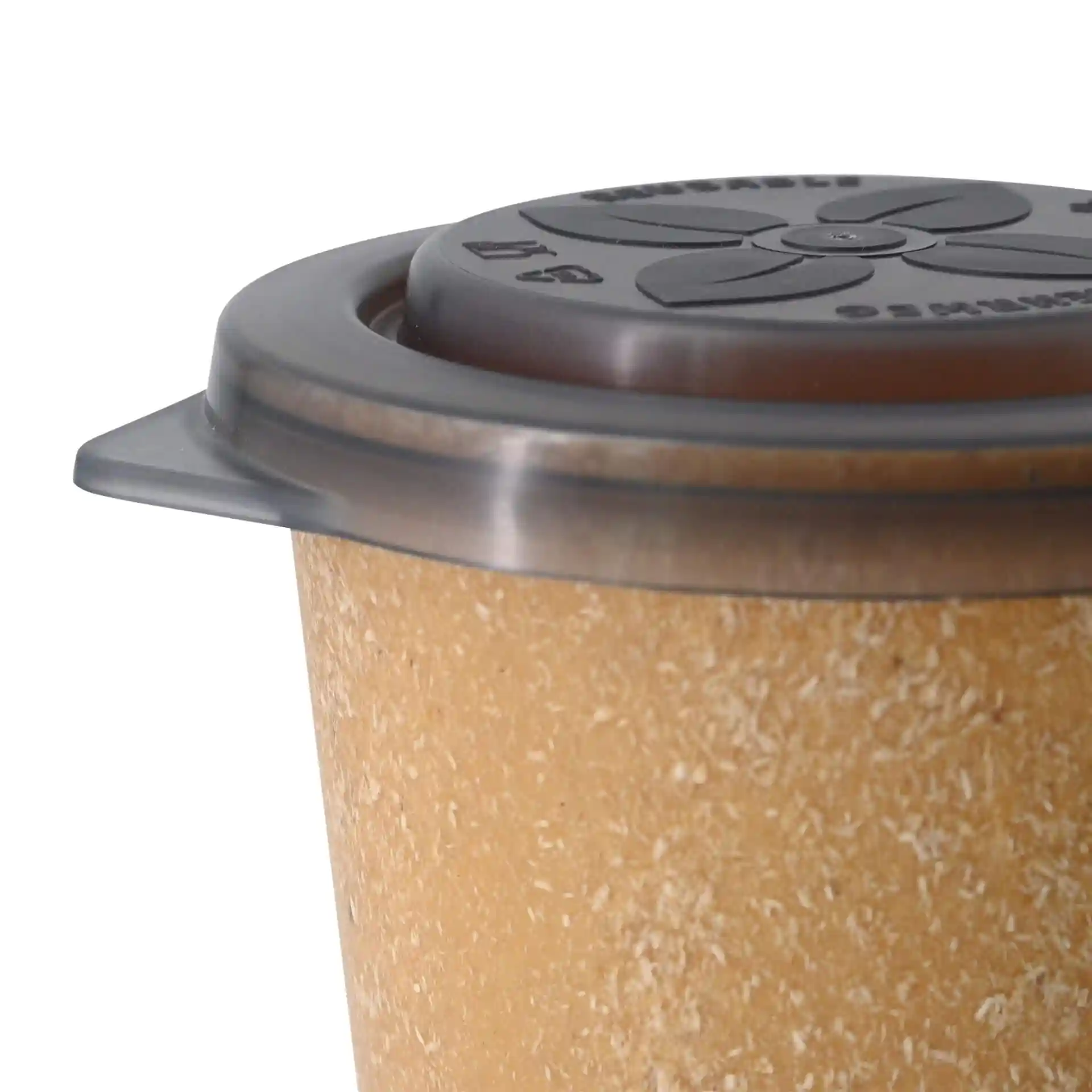 Round reusable cup lid in grey, made of PP, with a textured surface and a small tab for easy handling.