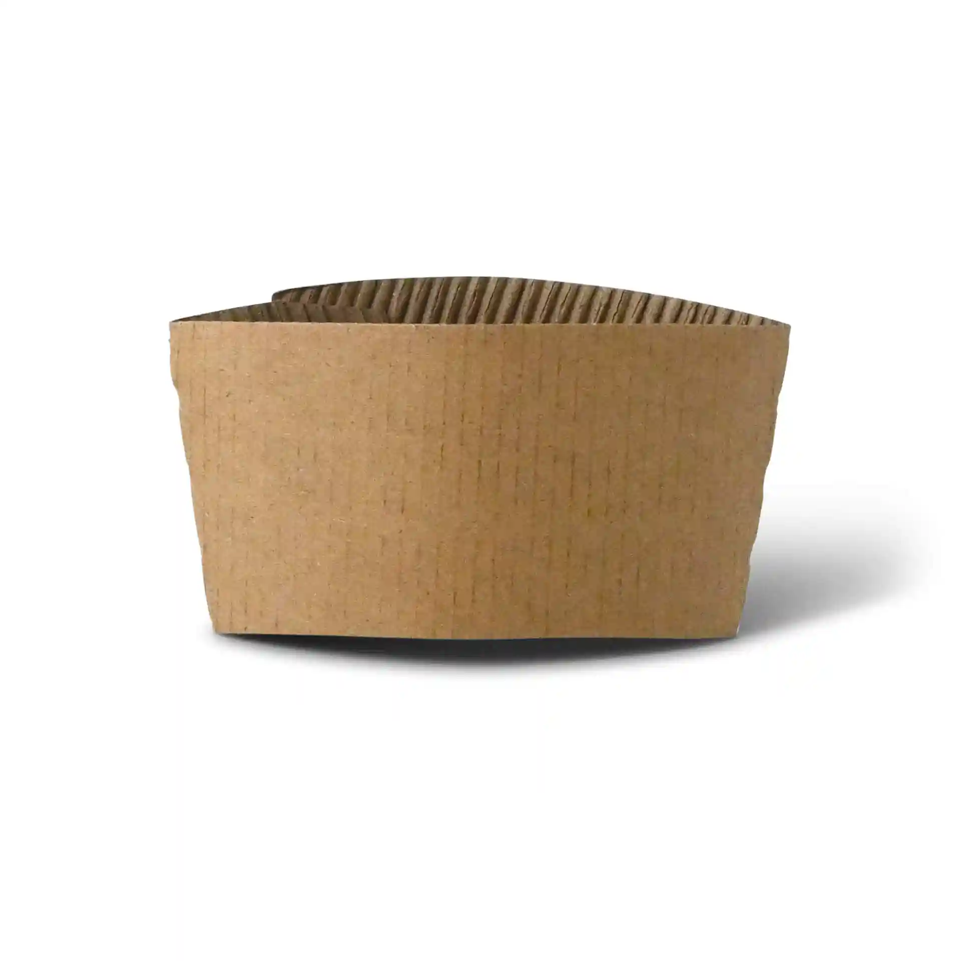 Brauner Kartonbecher-Sleeve für 300/400/500 ml Papierbecher, mit einer Höhe von 65 mm und einer Breite von 130 mm.