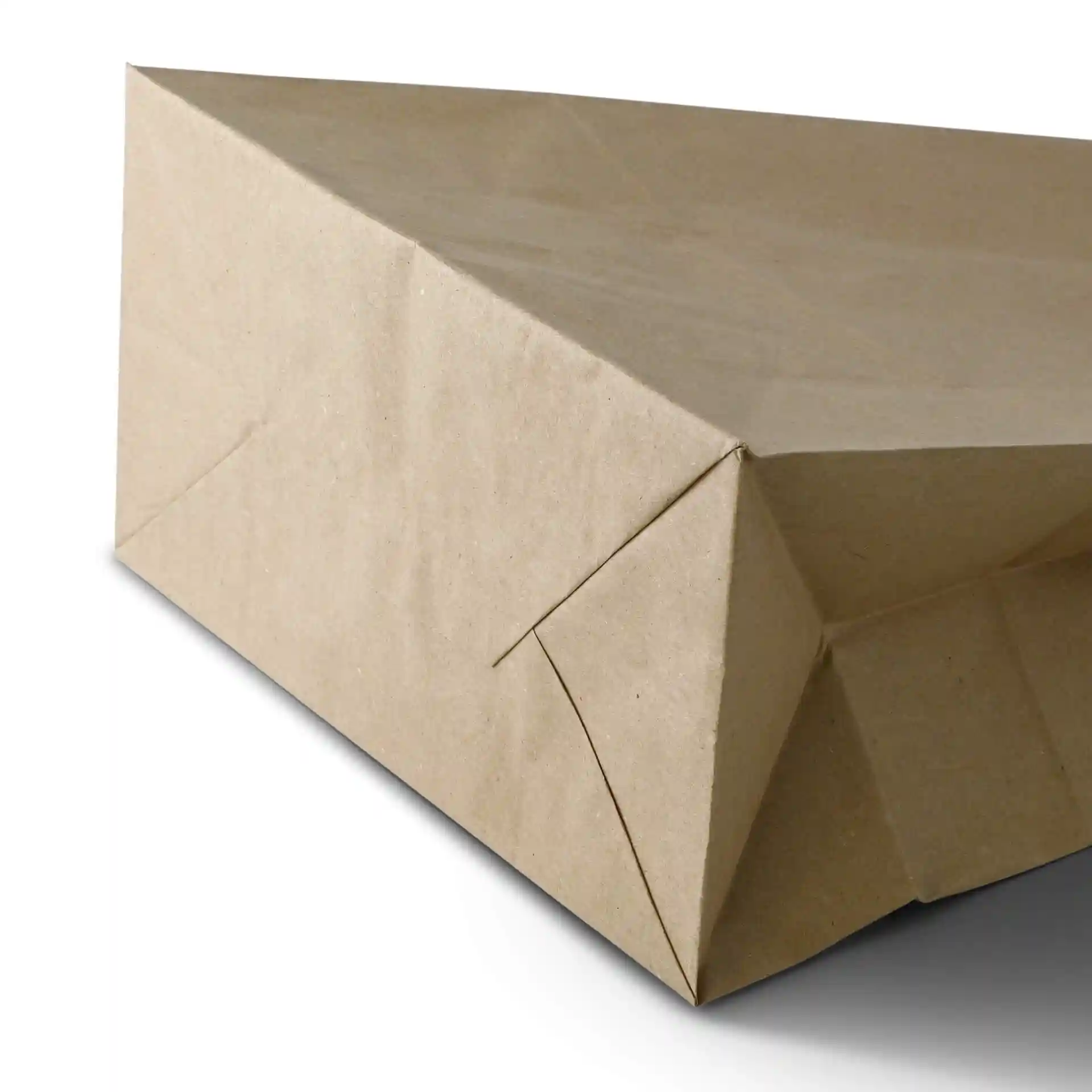 Brown rectangular kraft shopping bag with folded corners, measuring 26 x 14 x 40 cm.