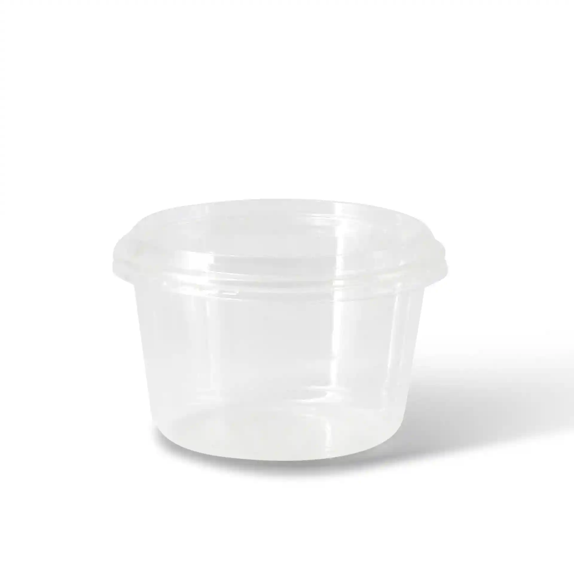 Transparent round deli cup with a diameter of 125 mm and a height of 16 mm.