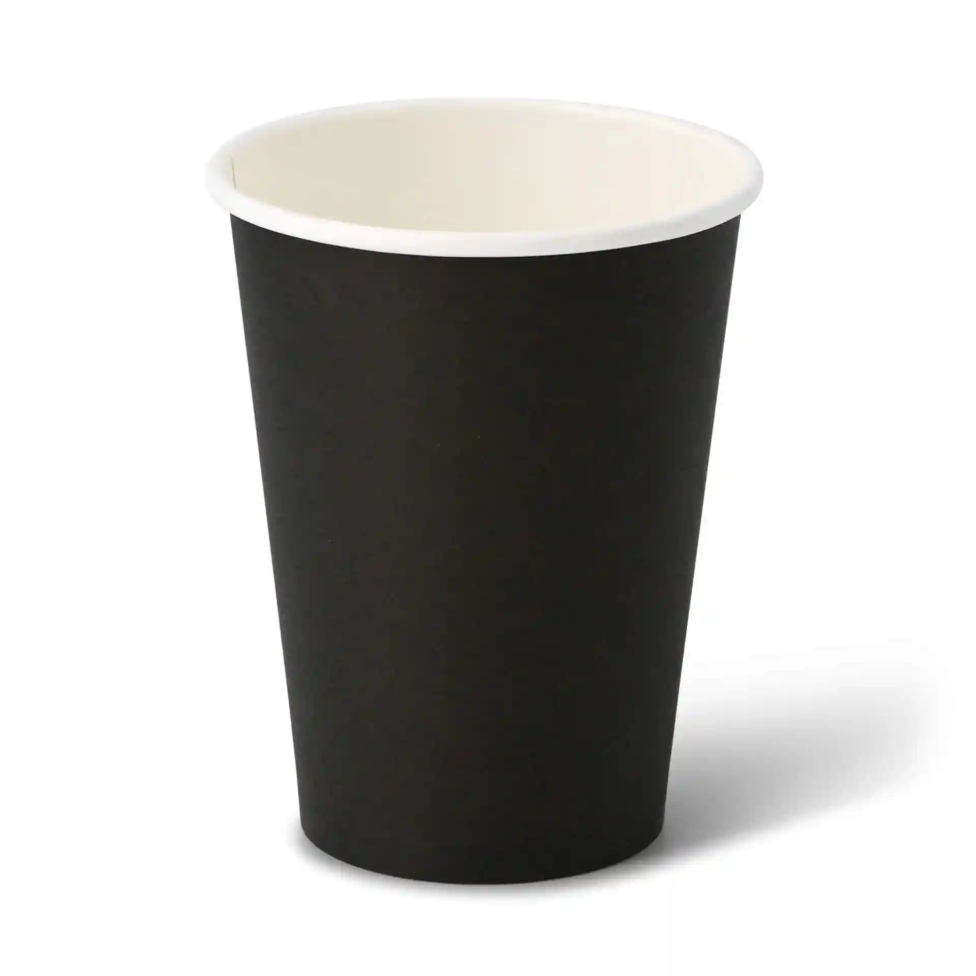 Schwarzer Becher aus Papier mit weißem Innenraum, 12 oz Fassungsvermögen, runde Form und beschichtetem Kartonmaterial.