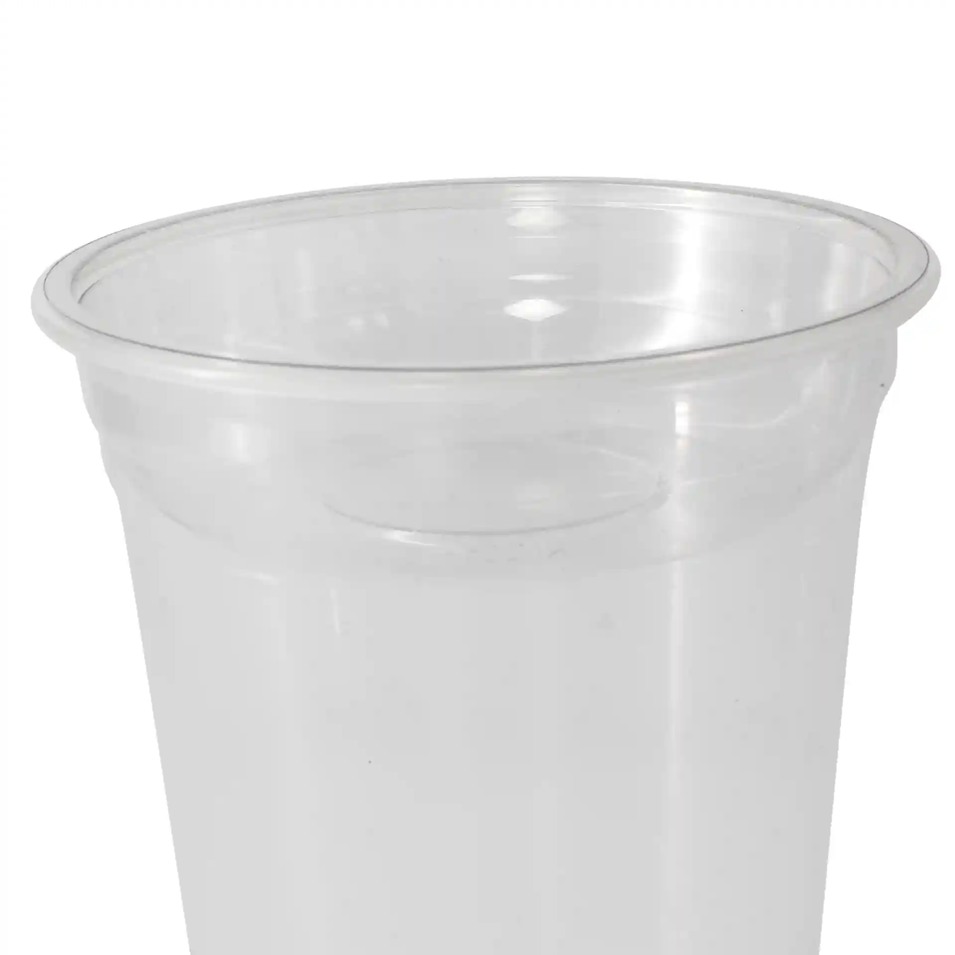 Clear PET insert cup with a diameter of 95 mm and a brimful volume of 130 ml.