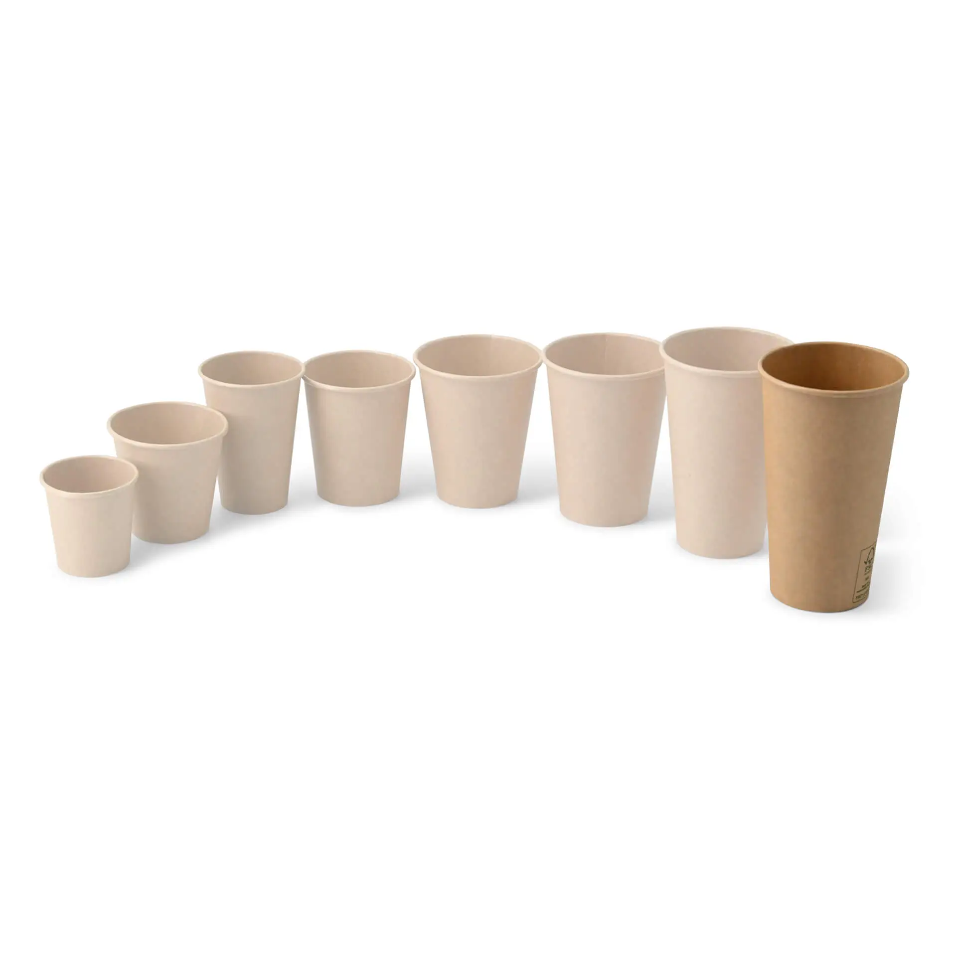 Set aus Einzelwand-Papierbechern in Größen von 50 ml bis 500 ml, mit einer braunen PLA-Beschichtung auf dem größten Becher.