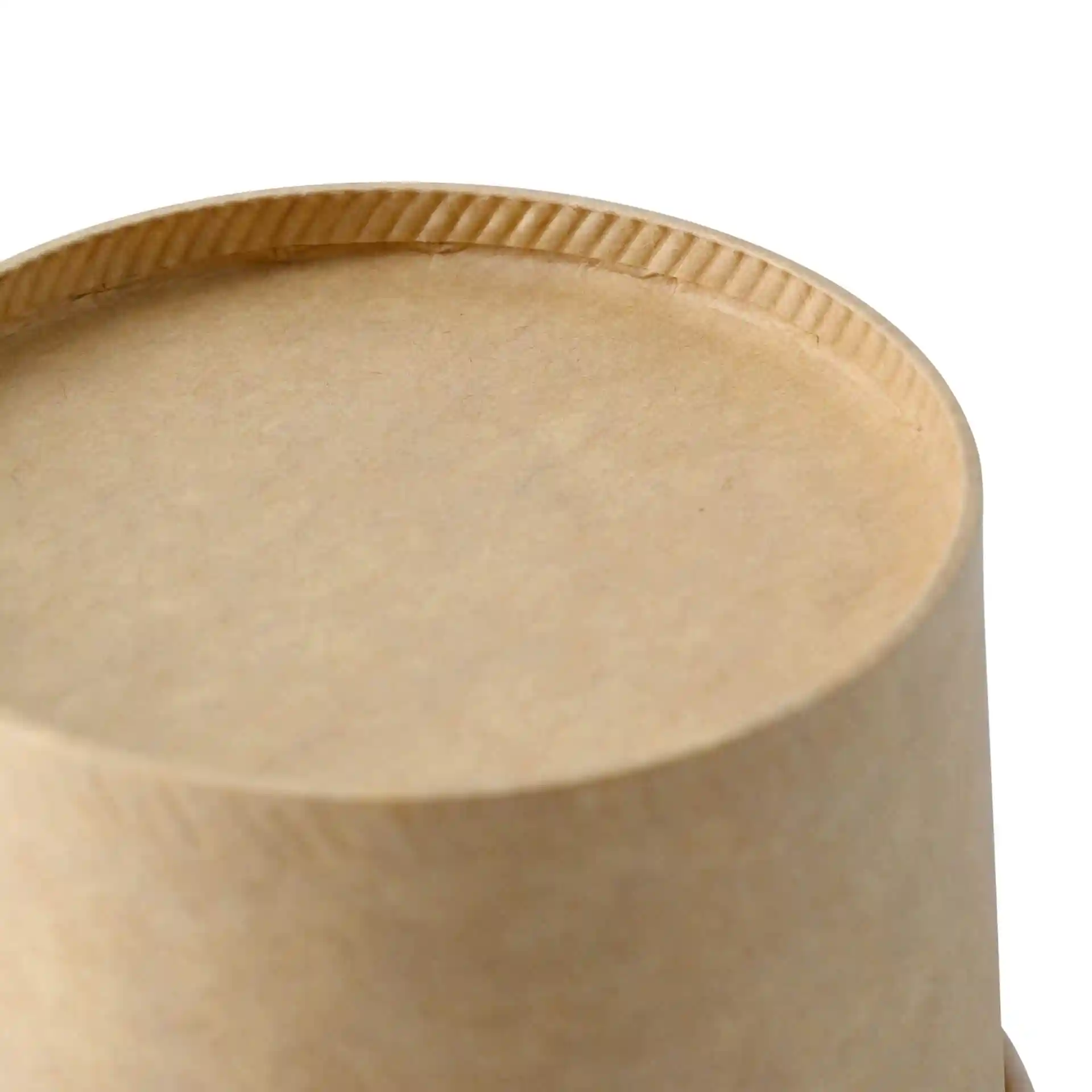 Brauner Pappbehälter für Takeaway-Suppe mit runder Form und einem Durchmesser von 90 mm, Ansicht von oben.