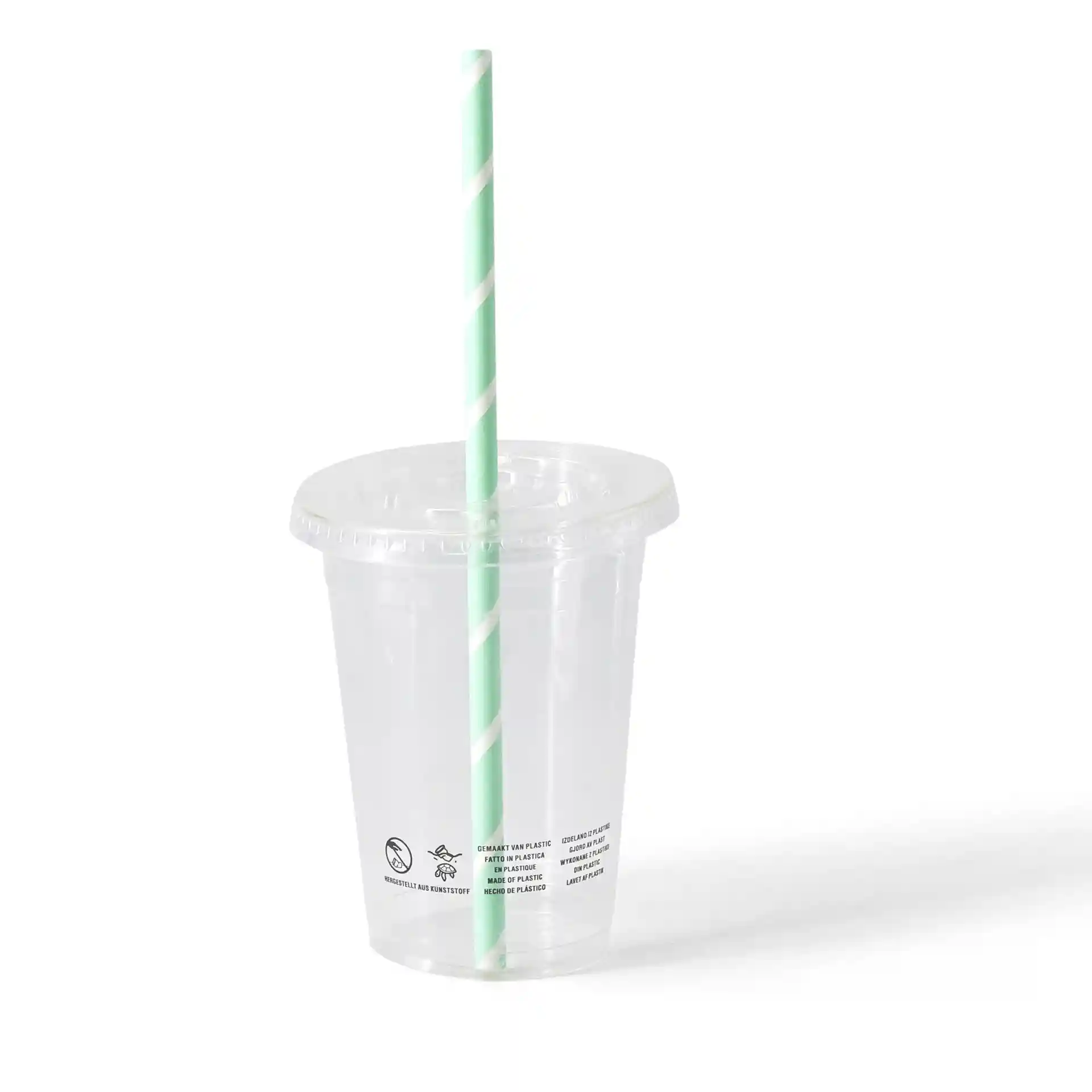 Klarer PLA-Behälter mit grün-weißem gestreiften Strohhalm, 400 ml Fassungsvermögen, auf einfarbigem Hintergrund.