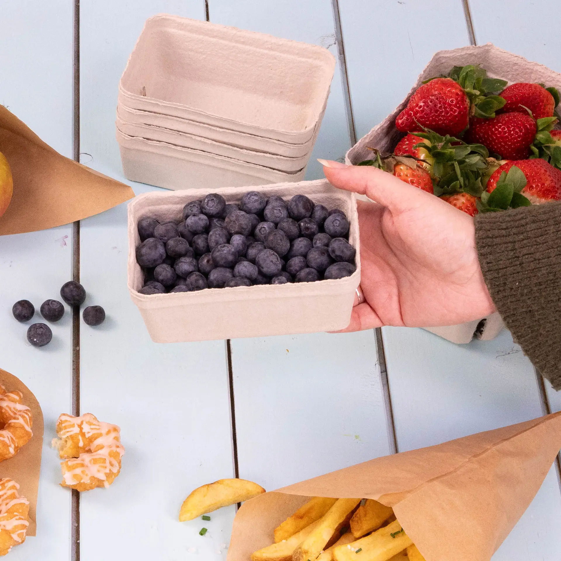 Beerenschalen aus Holzschliff 250 g, weiß