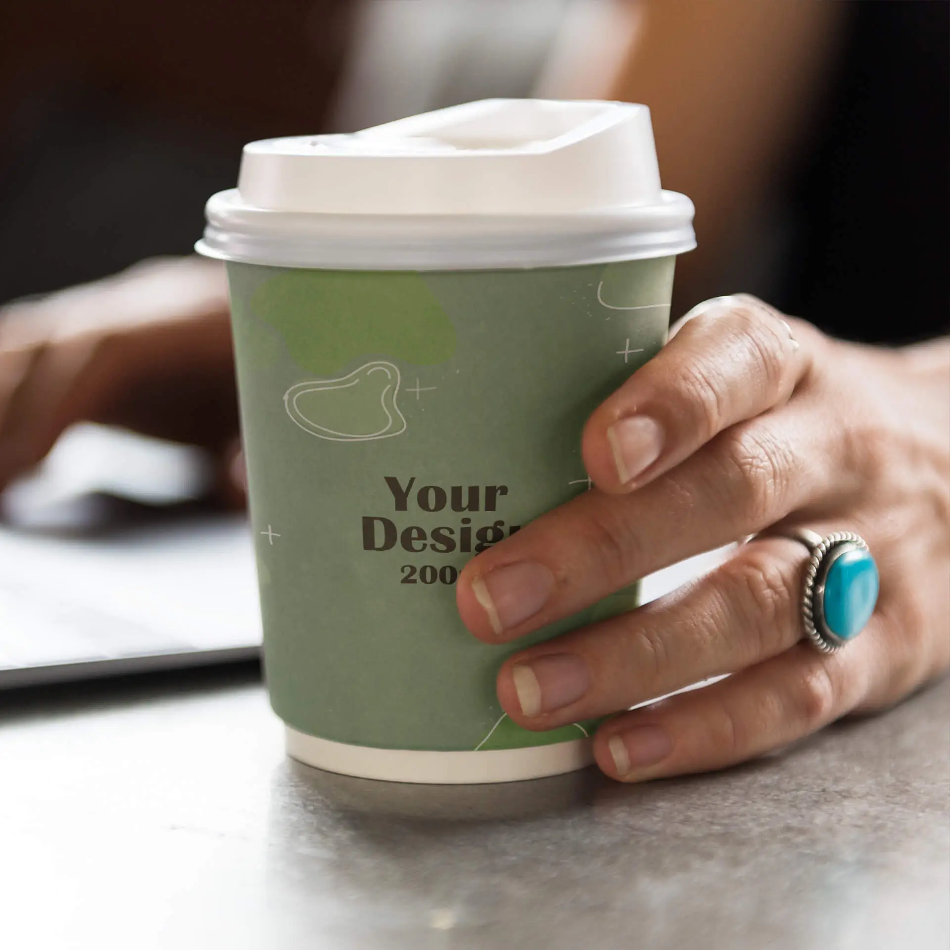 Pappbecher bedrucken (doppelwandig) 200 ml / 8 oz, doppelwandig, weiß, matt, wasserbasierte Beschichtung Pappbecher bedrucken (doppelwandig) 200 ml / 8 oz, doppelwandig, weiß, matt, wasserbasierte Beschichtung