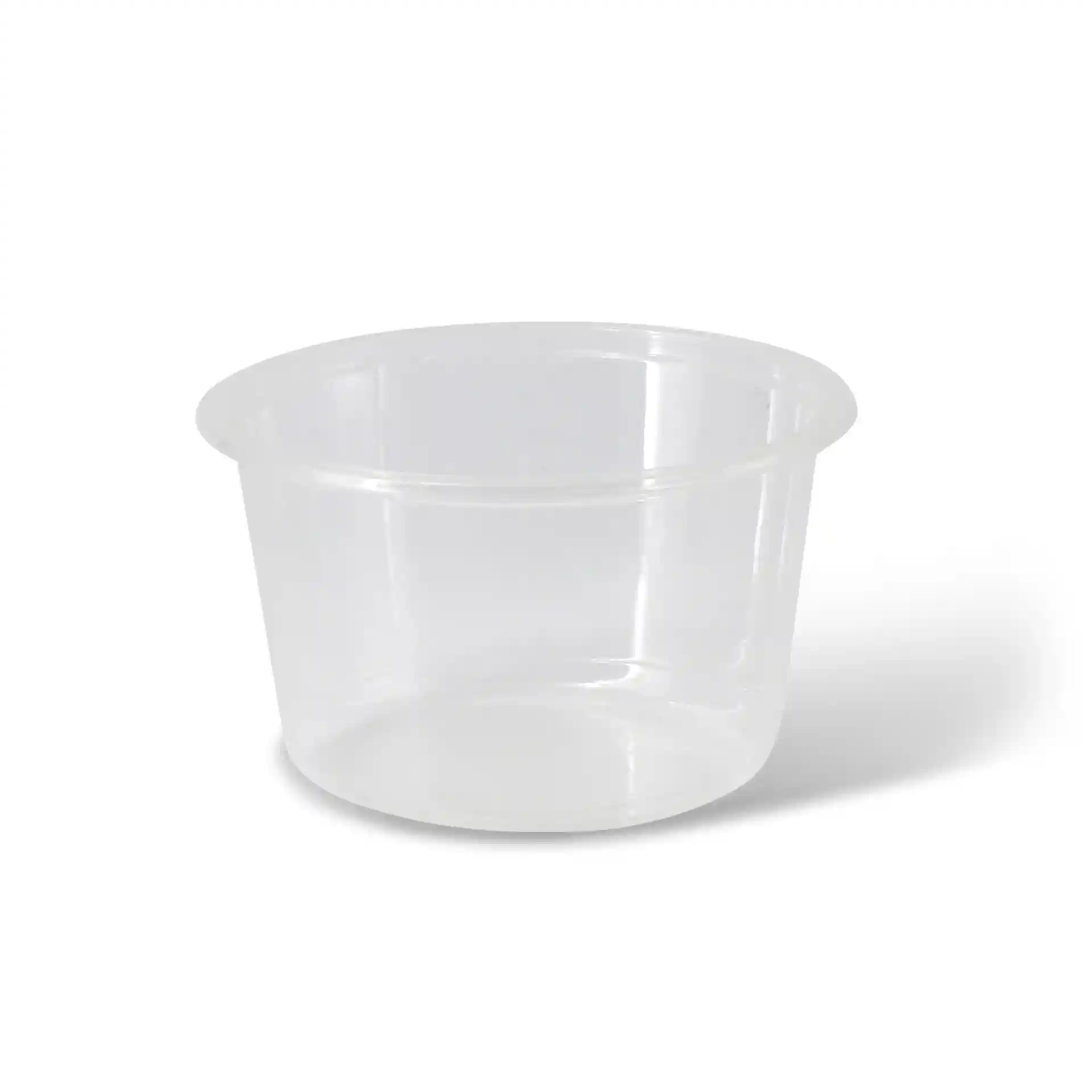Transparenter runder Deli-Behälter mit 500 ml Fassungsvermögen und einem Durchmesser von 121 mm.