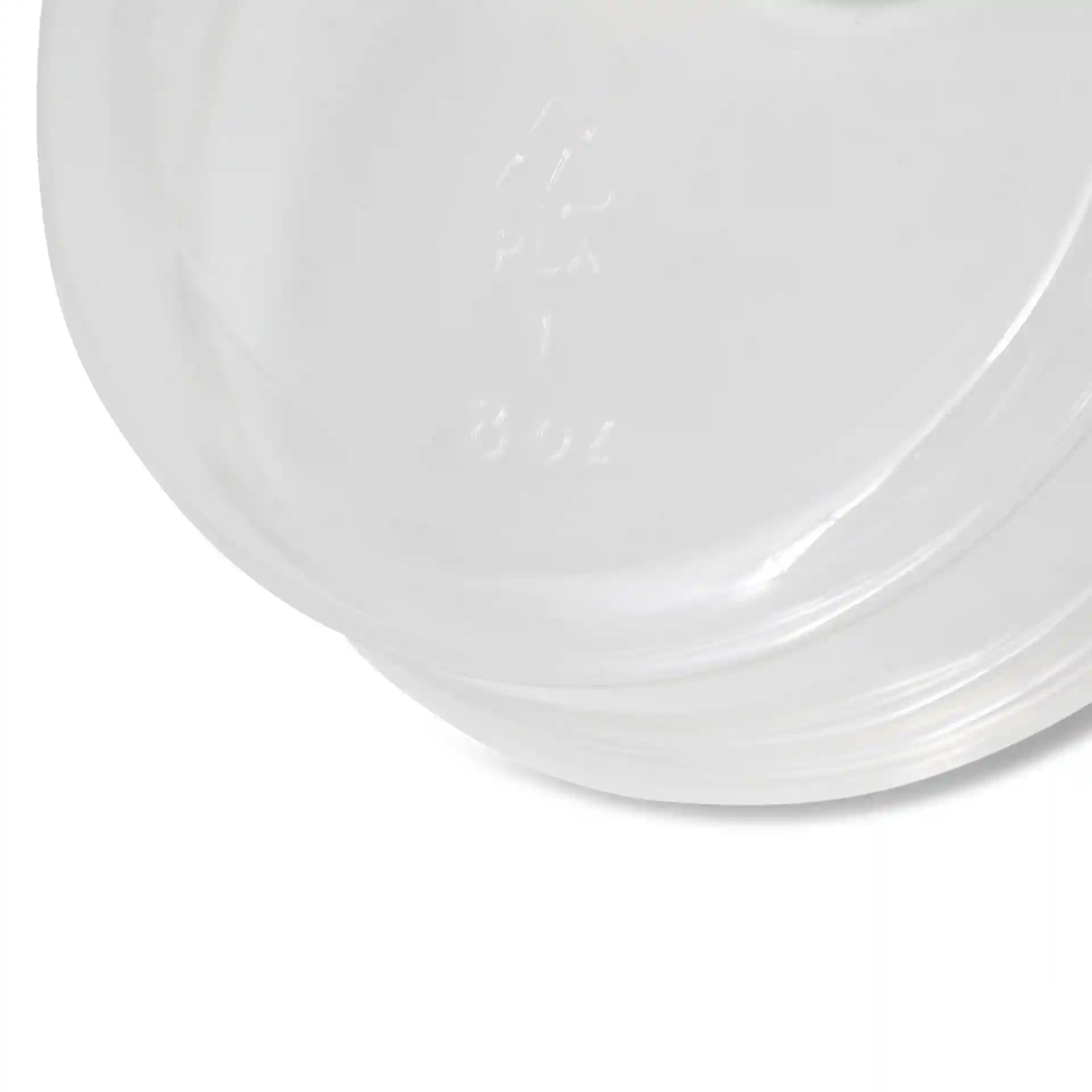 Transparenter runder Deli-Behälter mit einem Durchmesser von 117 mm und einer Höhe von 43 mm.