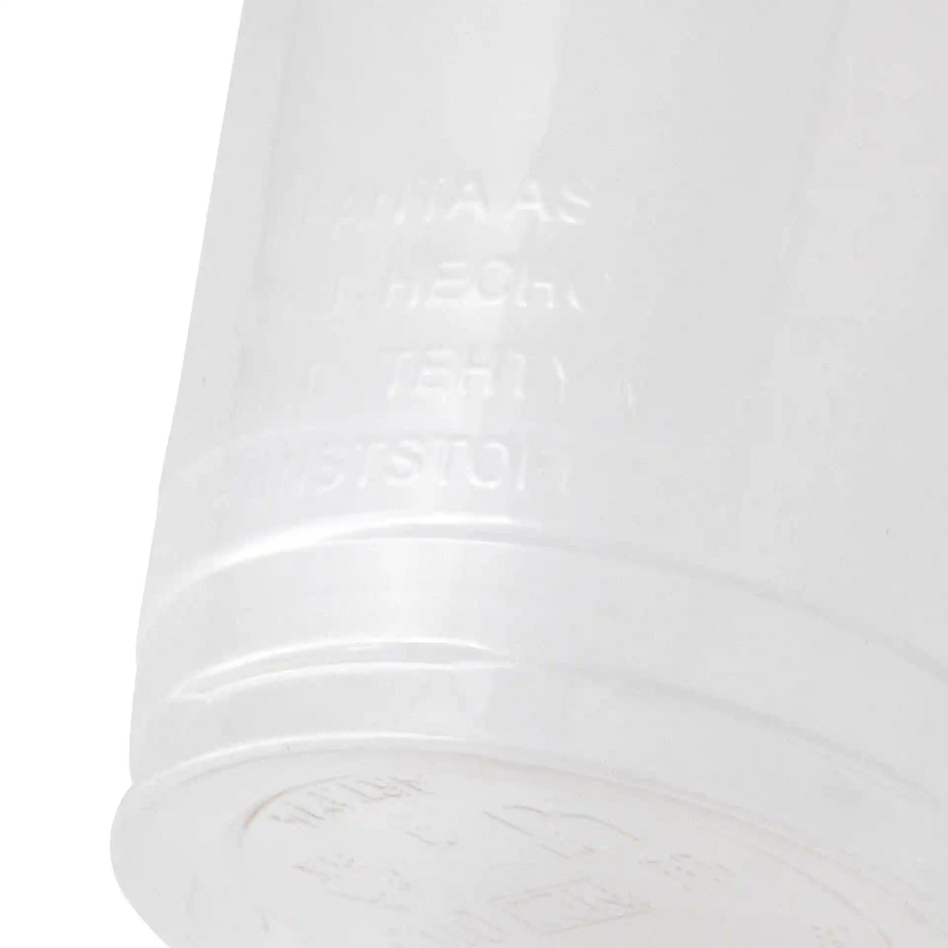 Transparenter 16 oz Becher aus PLA, zeigt den Boden mit Markierungen und einer glatten Oberfläche.