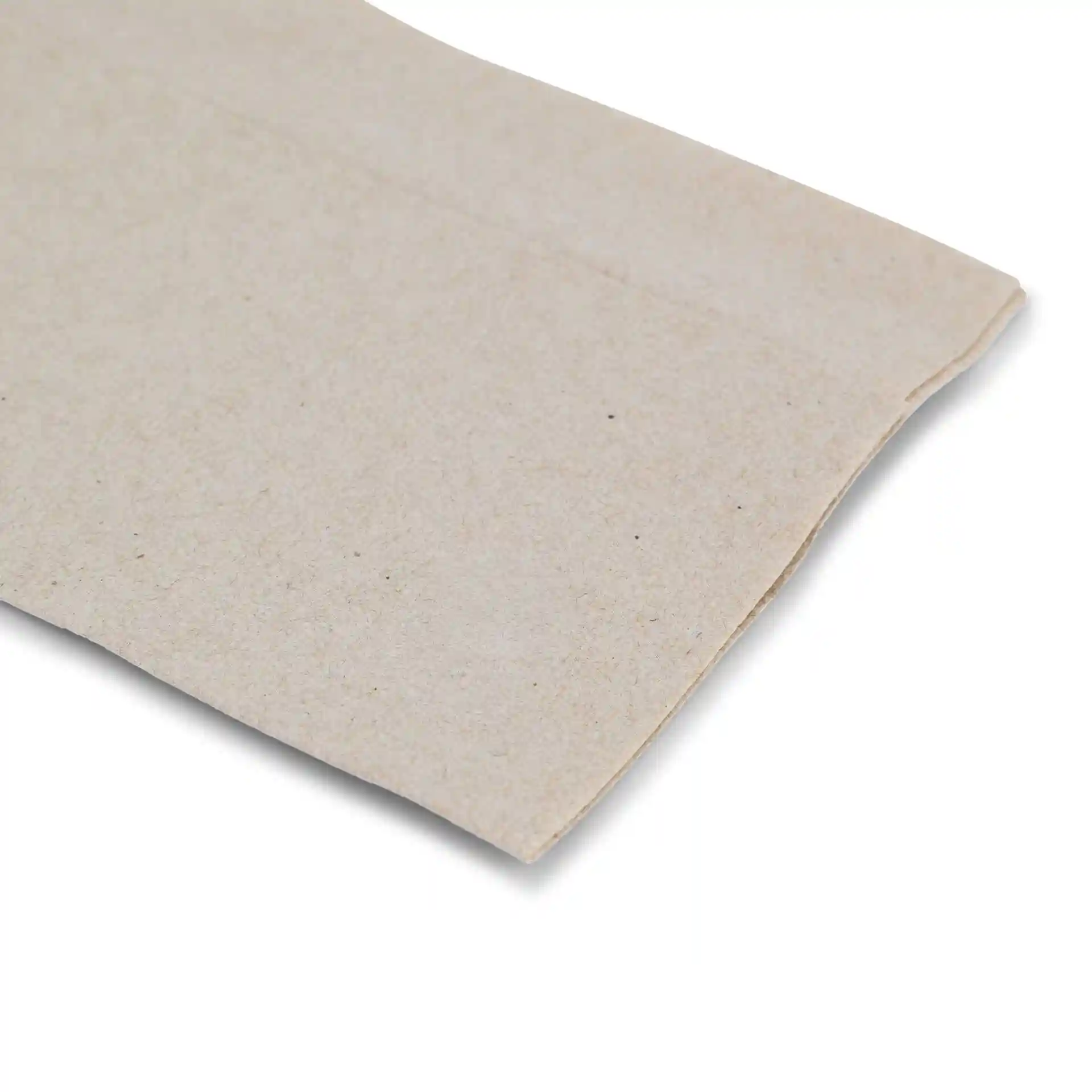 Bild von ungebleichtem rechteckigem Papierserviette mit einem gedruckten Recycling-Symbol und dem Text, dass es 100% recycelt ist.