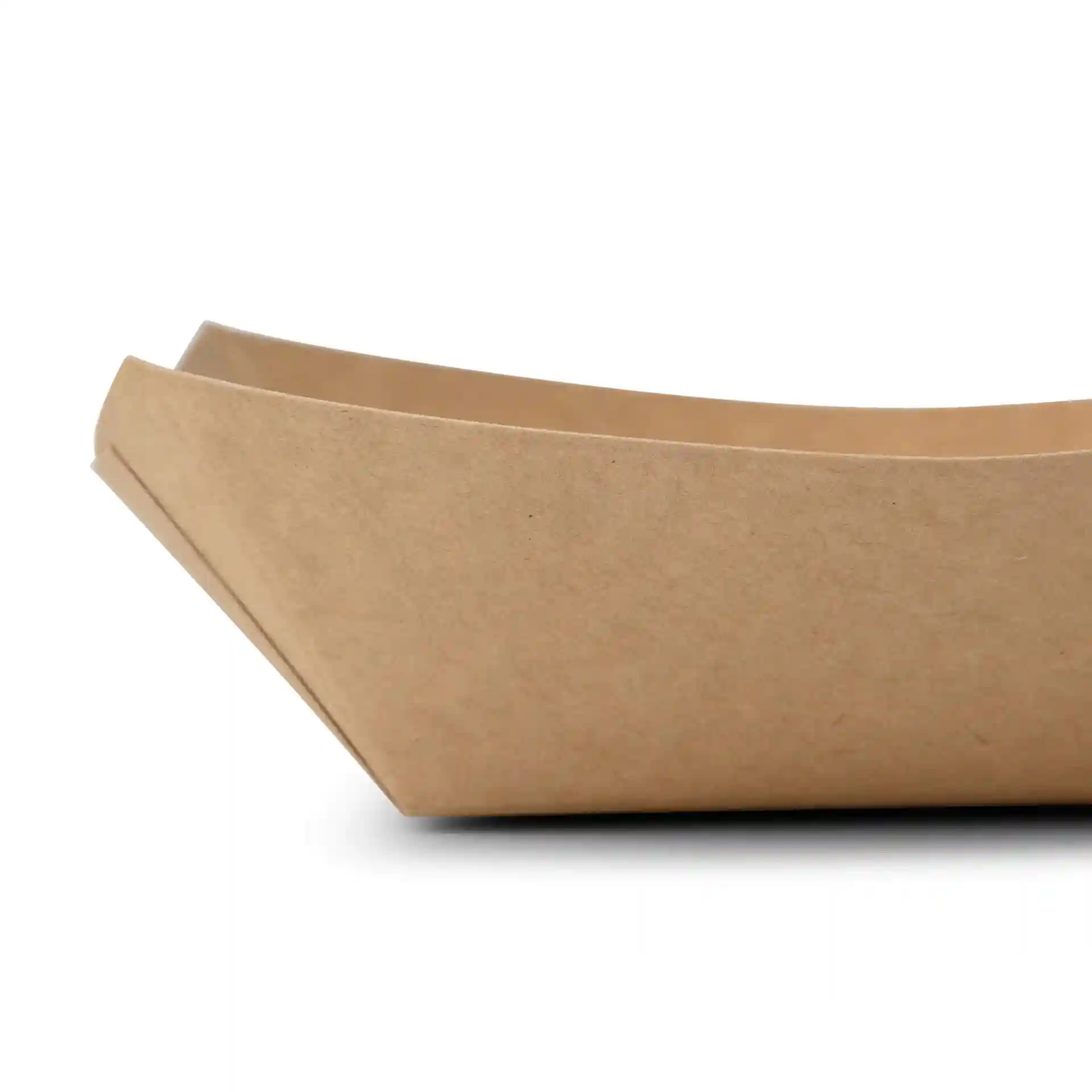 Brauner Papp-Snacktray mit beschichteter Oberfläche, 13,5 x 9,5 x 3,5 cm groß.