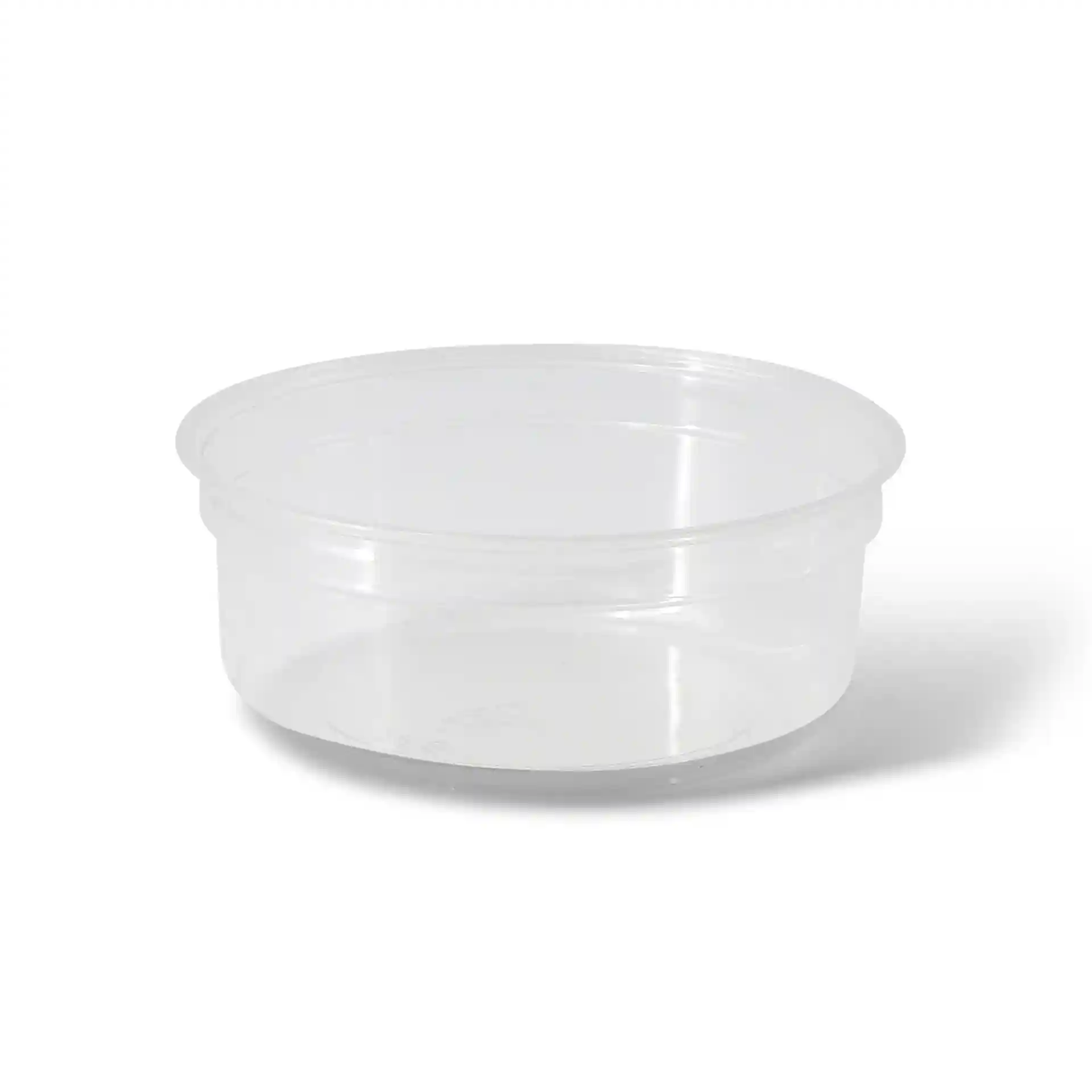 Transparenter runder Deli-Behälter mit einem Fassungsvermögen von 250 ml und einem Durchmesser von 117 mm.