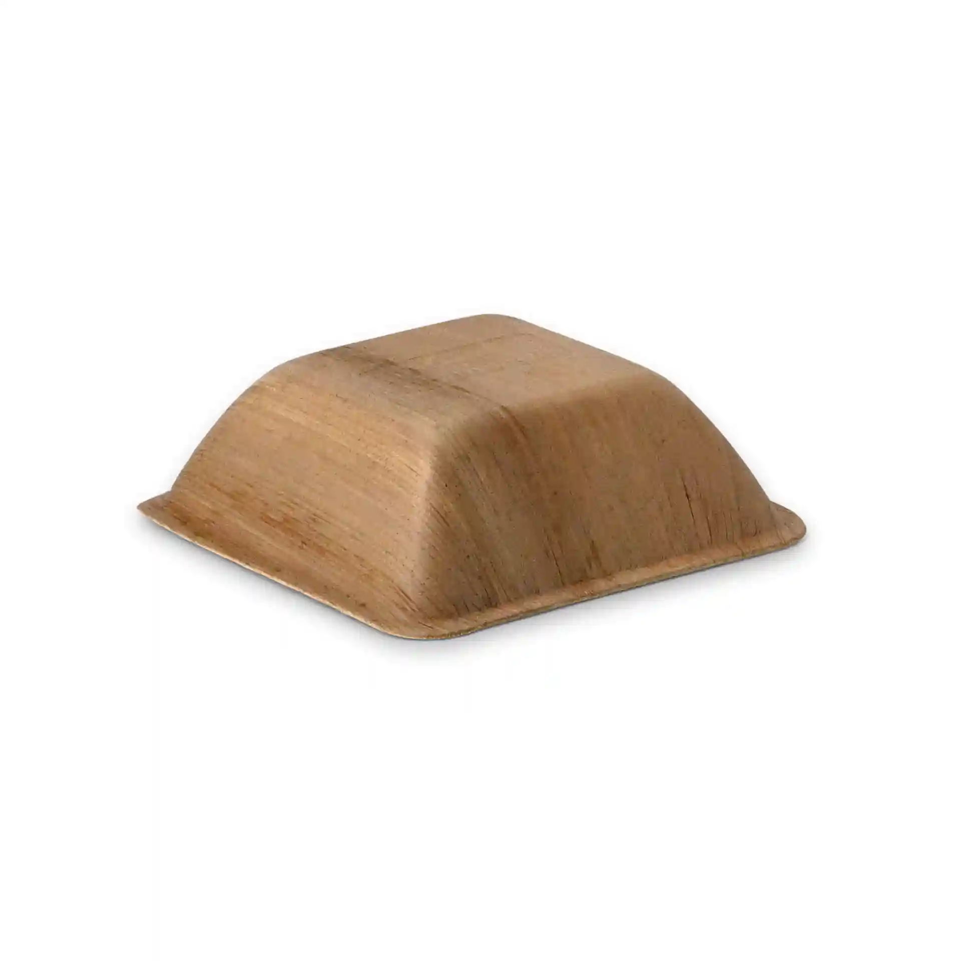 Square palm leaf bowl with a grain finish, measuring 132 mm in length and width, and 41 mm in height.